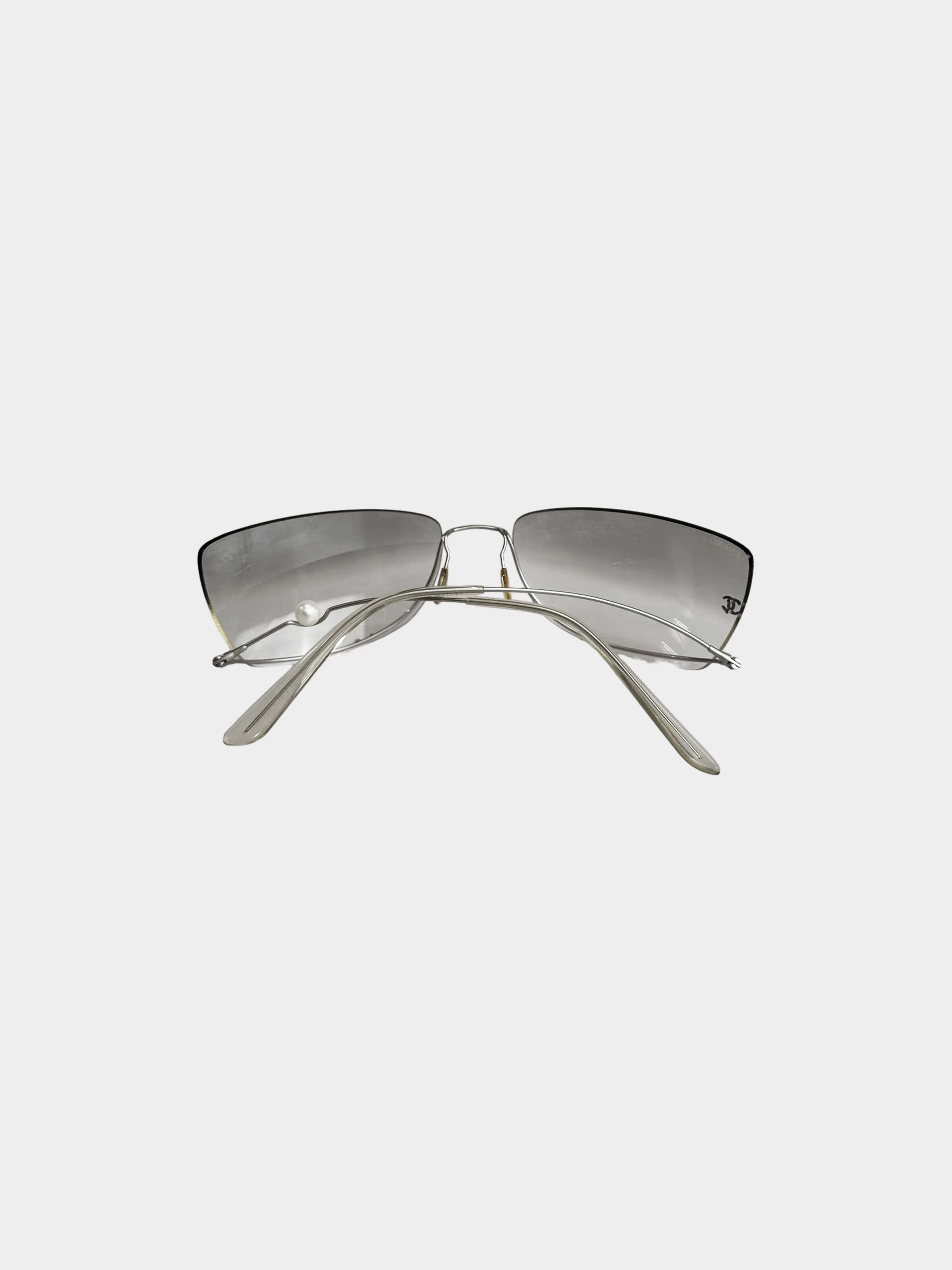 Chanel 2010s Rare Silver Rimless Lower Frame Sunglasses with Faux Pearl - Image 4