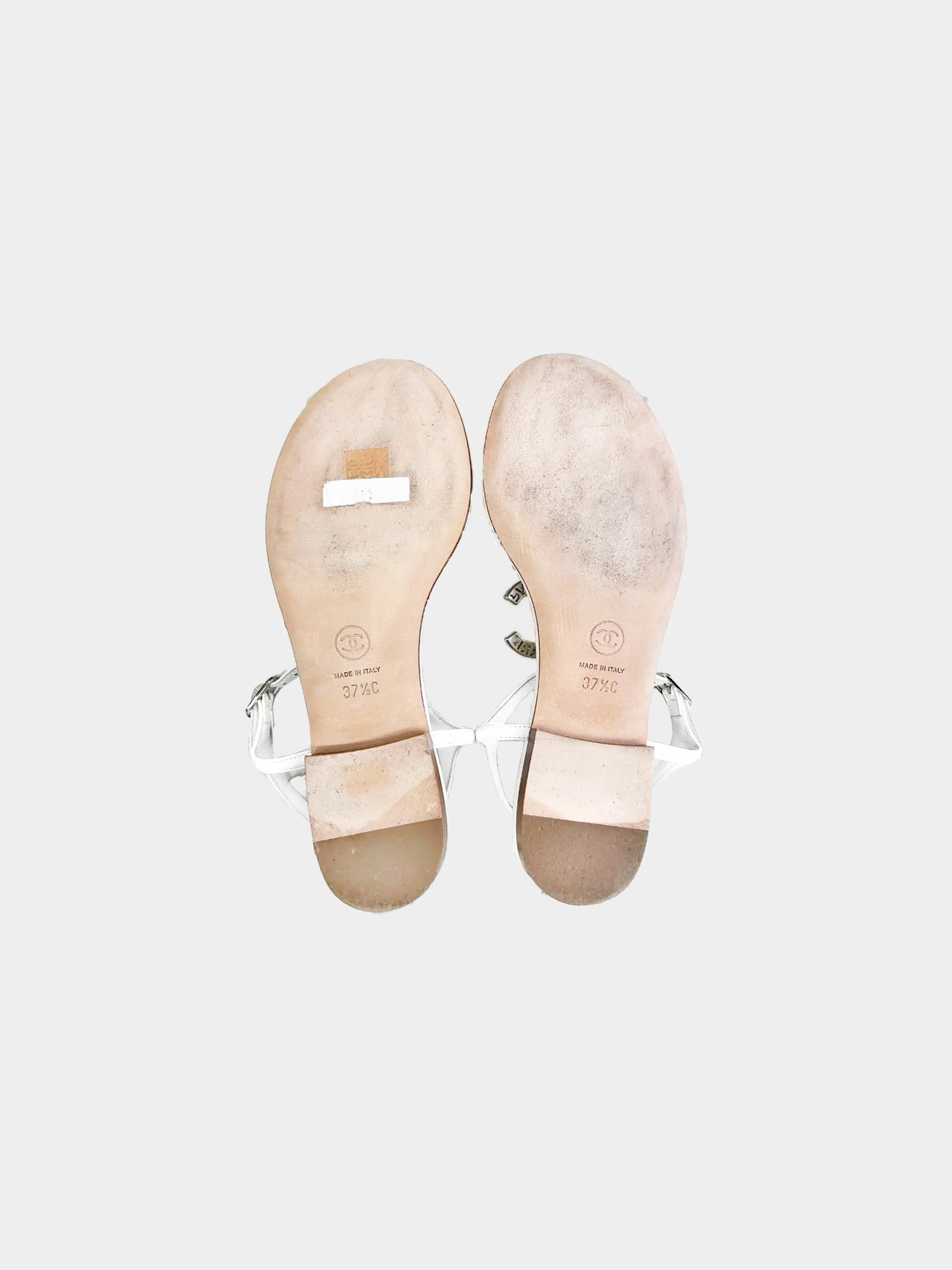 Chanel 2010s White Leather Silver CC Thong Sandals - Image 5