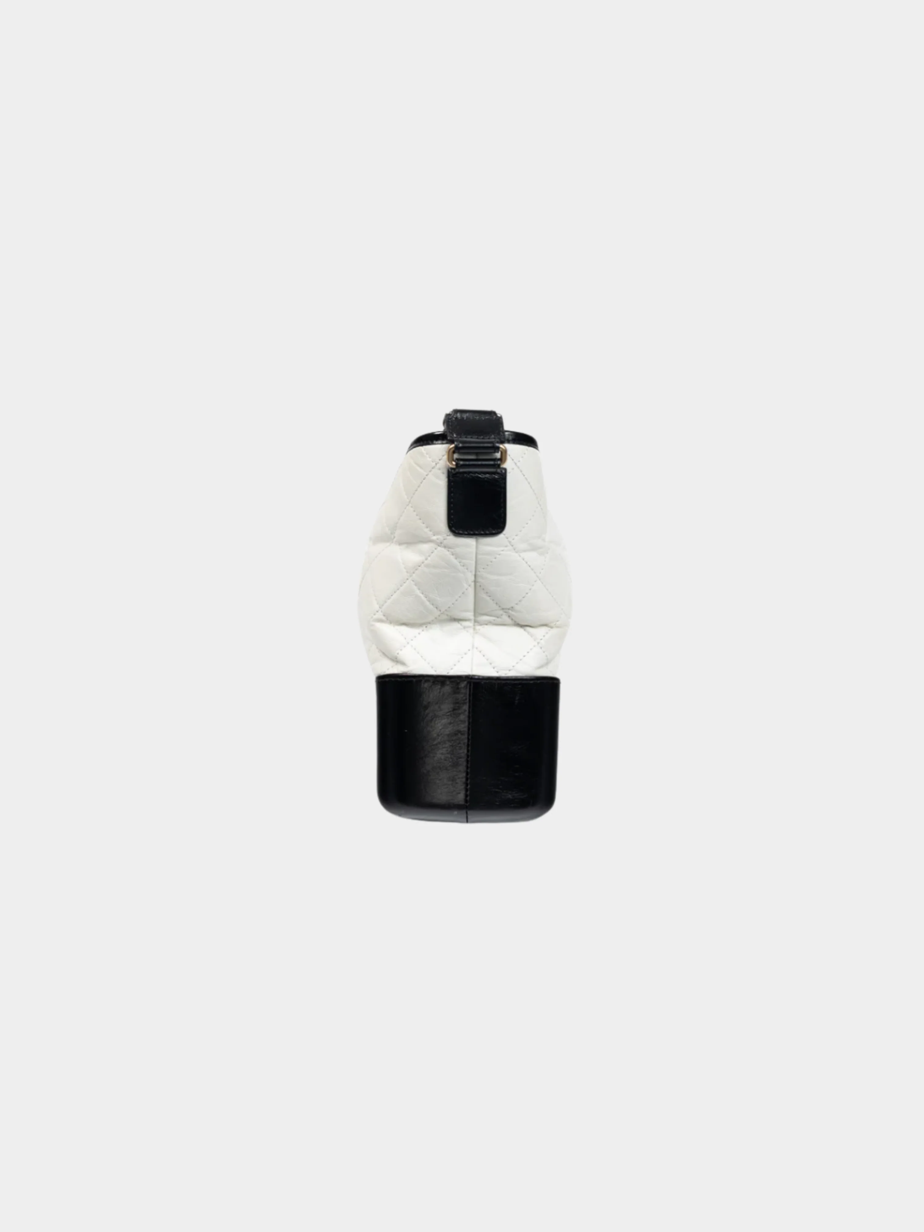Chanel 2018 Medium Gabrielle Hobo White & Black Aged Calfskin Quilted-Leather Shoulder Bag - Image 3