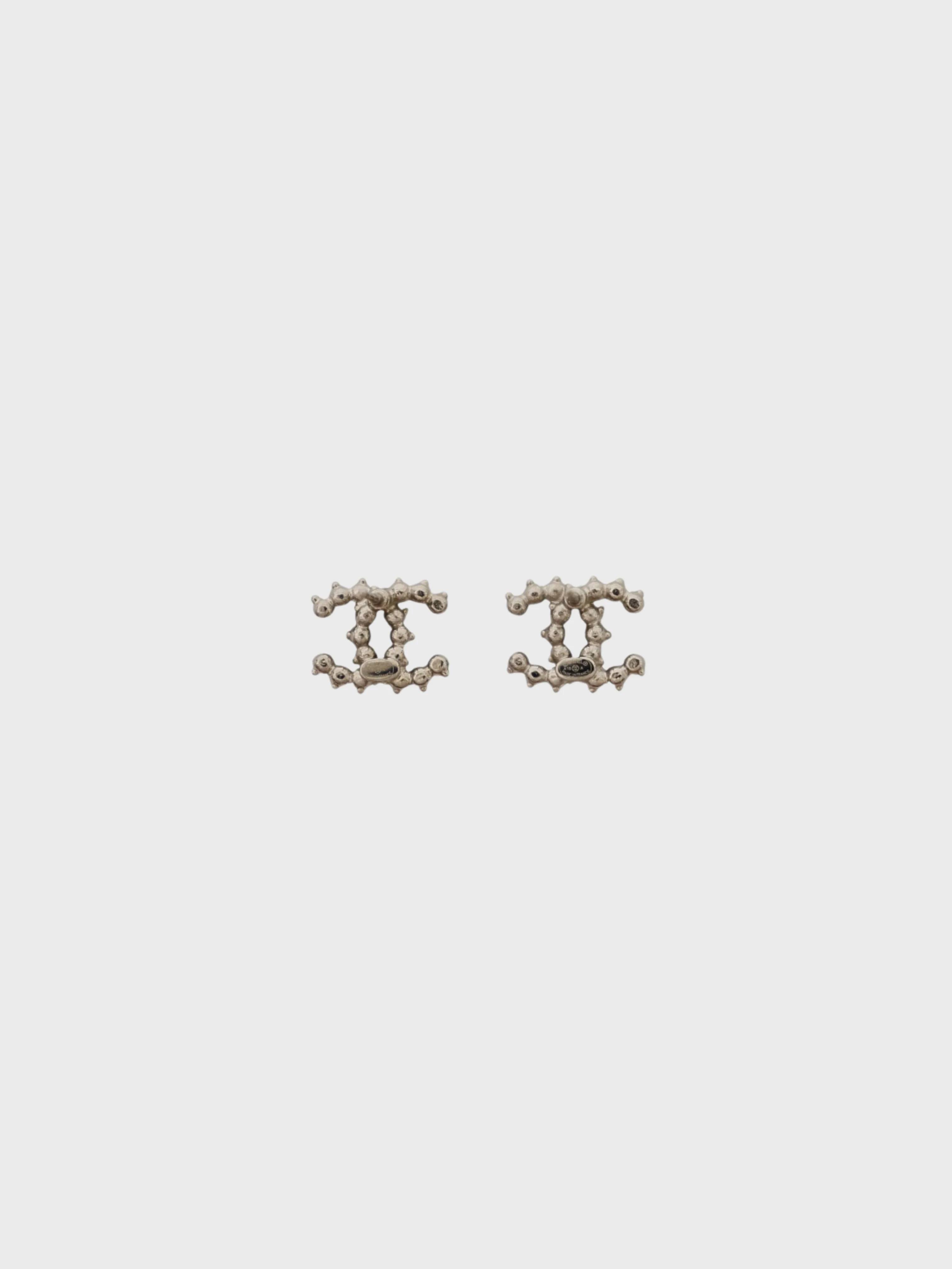 Chanel 2018 Silver Black Plated Metal COCO Earrings - Image 2