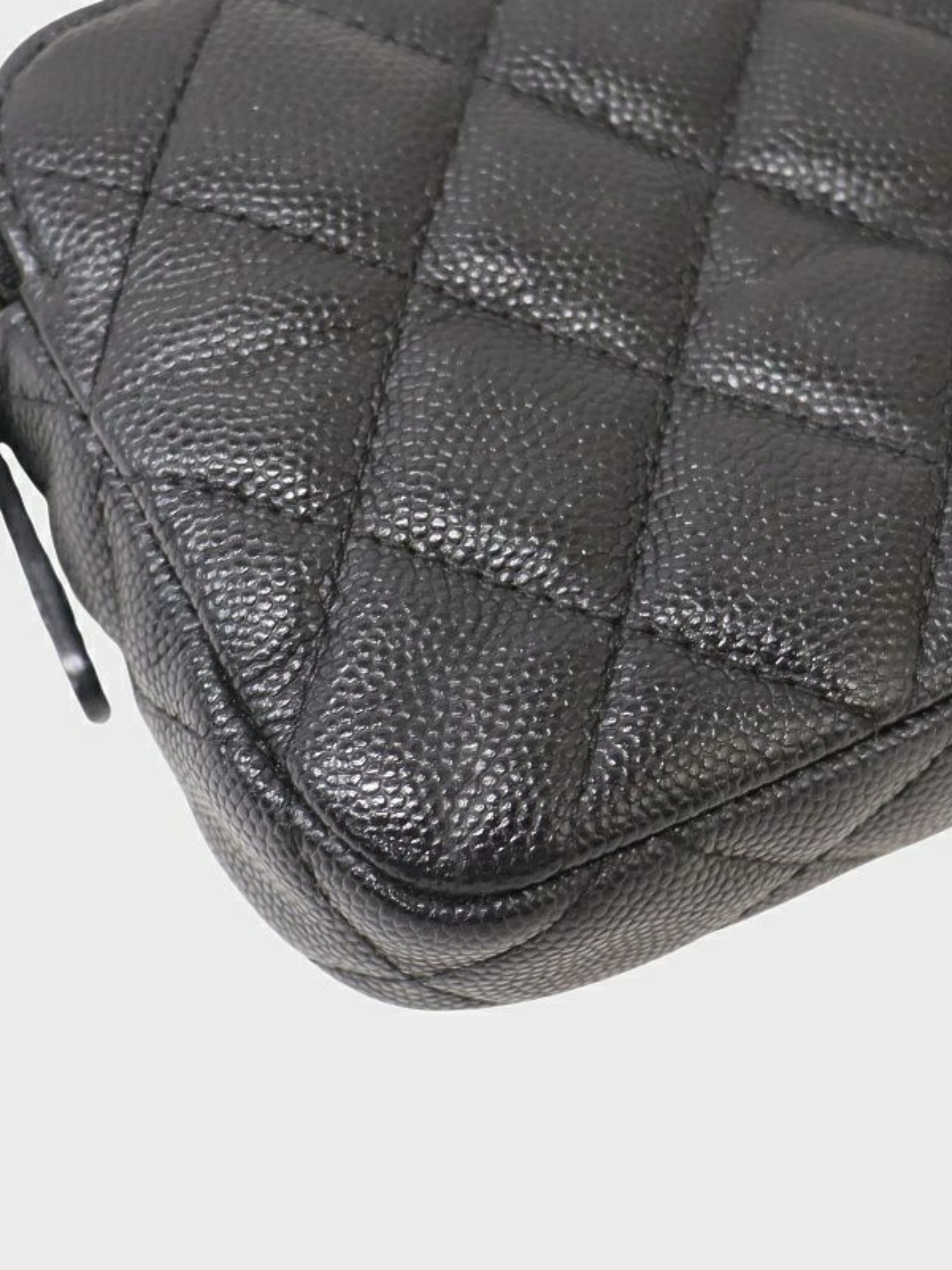 Chanel 2019 Black Caviar Skin Chain Wallet - Image 5