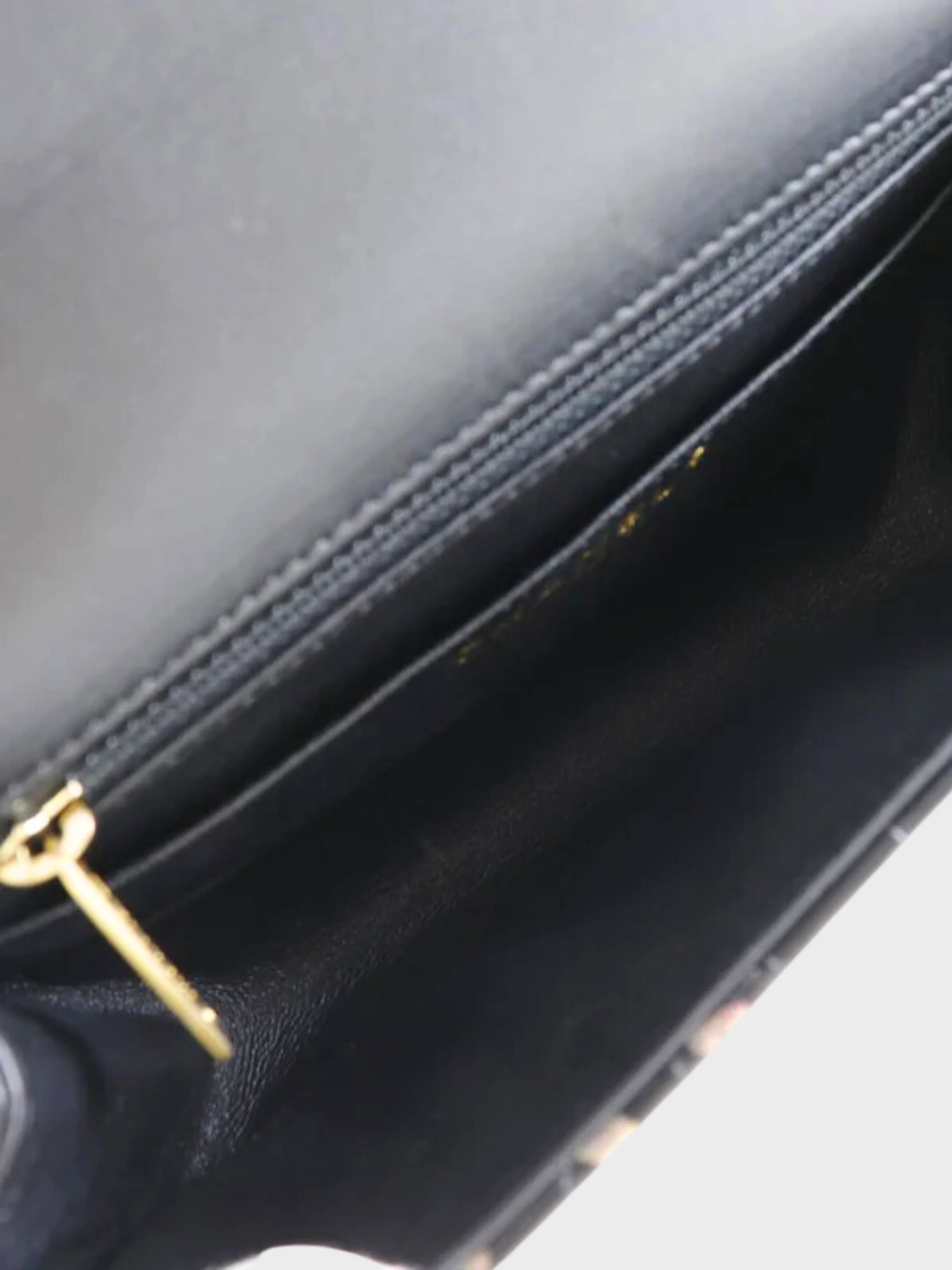 Chanel 2019 Black Leather Graffiti Chain Shoulder Bag - Image 4