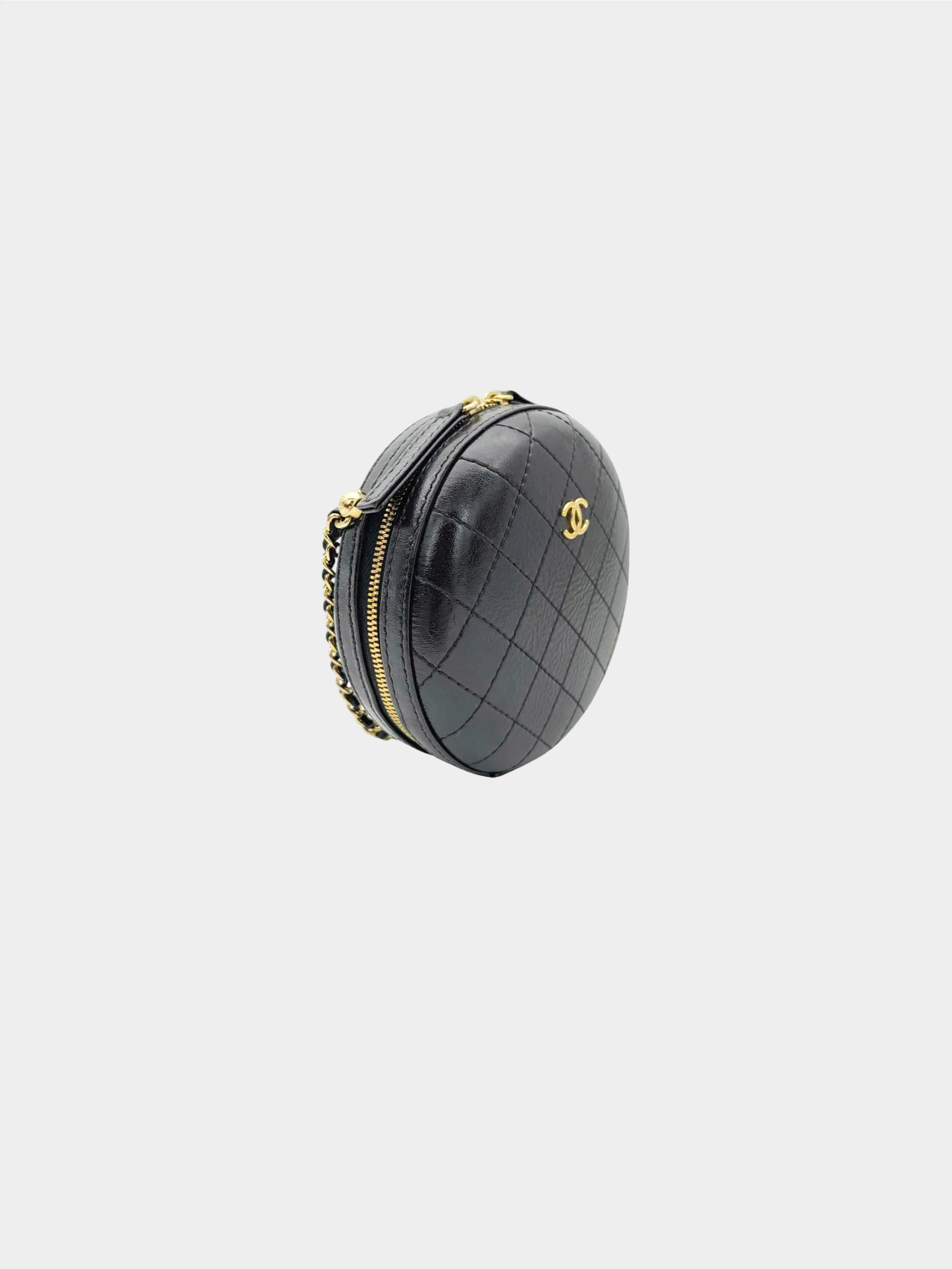 Chanel 2019 Black Quilted Round Leather Bag - Image 2
