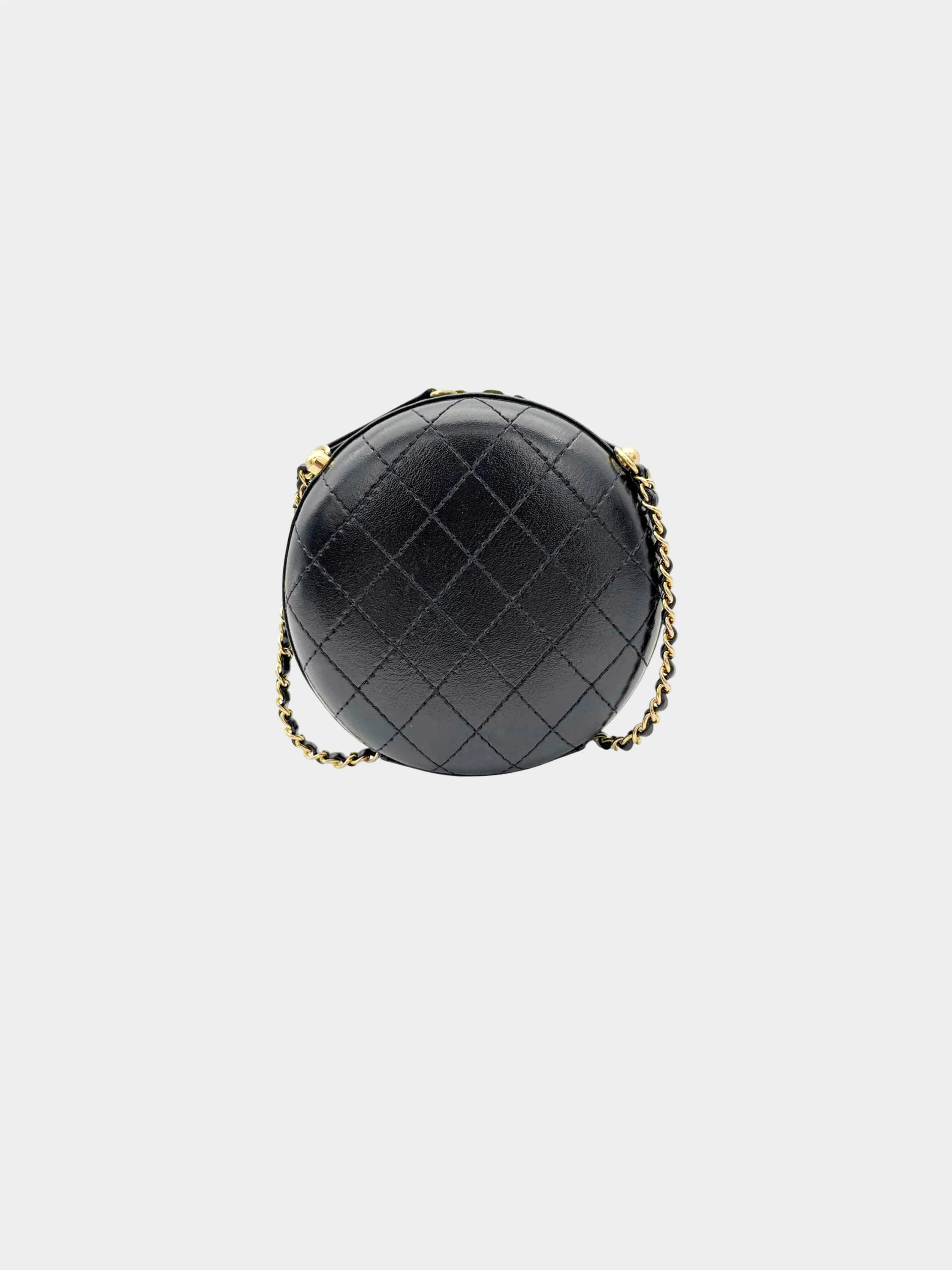 Chanel 2019 Black Quilted Round Leather Bag - Image 3