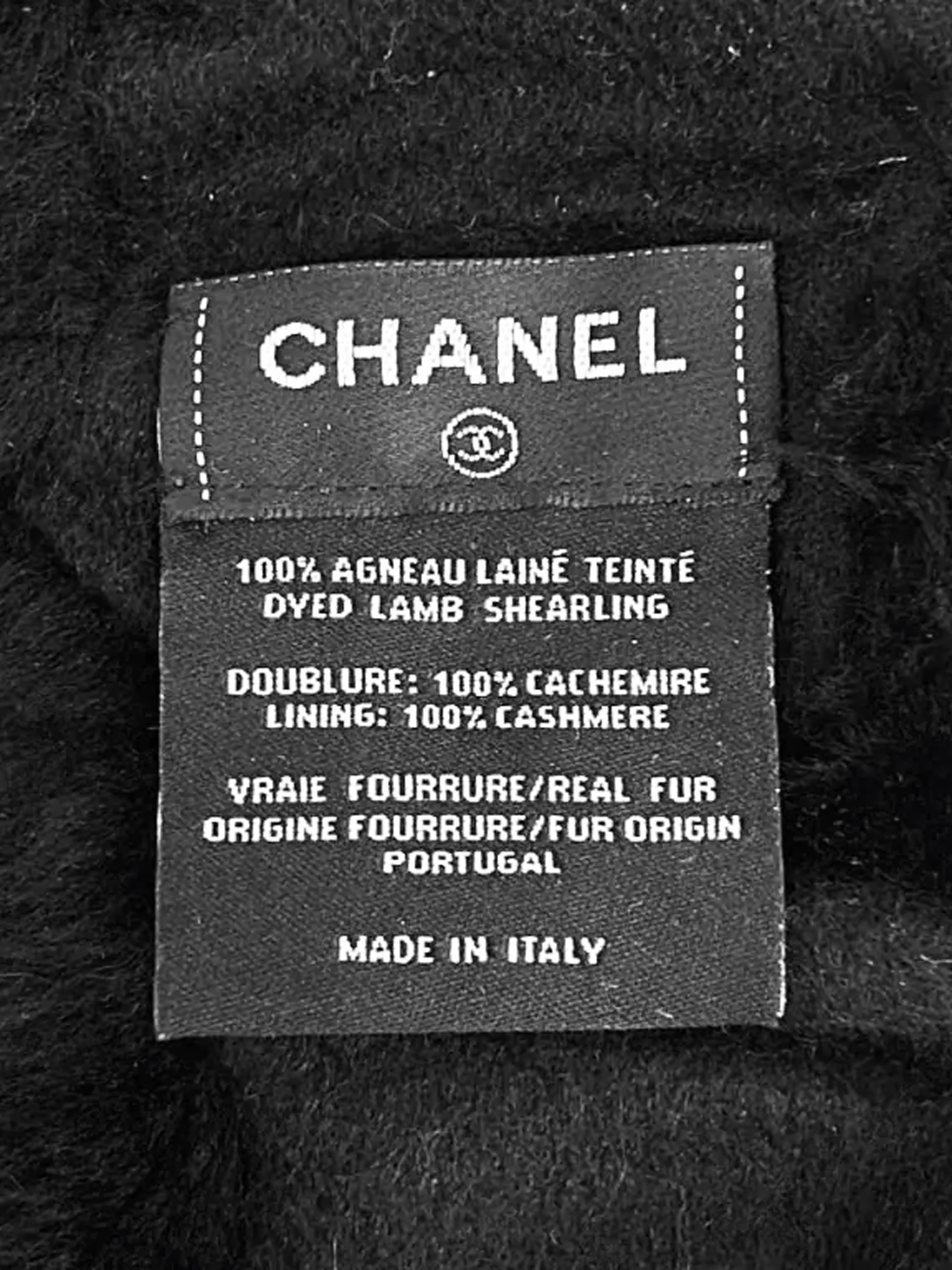 Chanel 2020 Black Shearling Headband with White CC Logos - Image 5