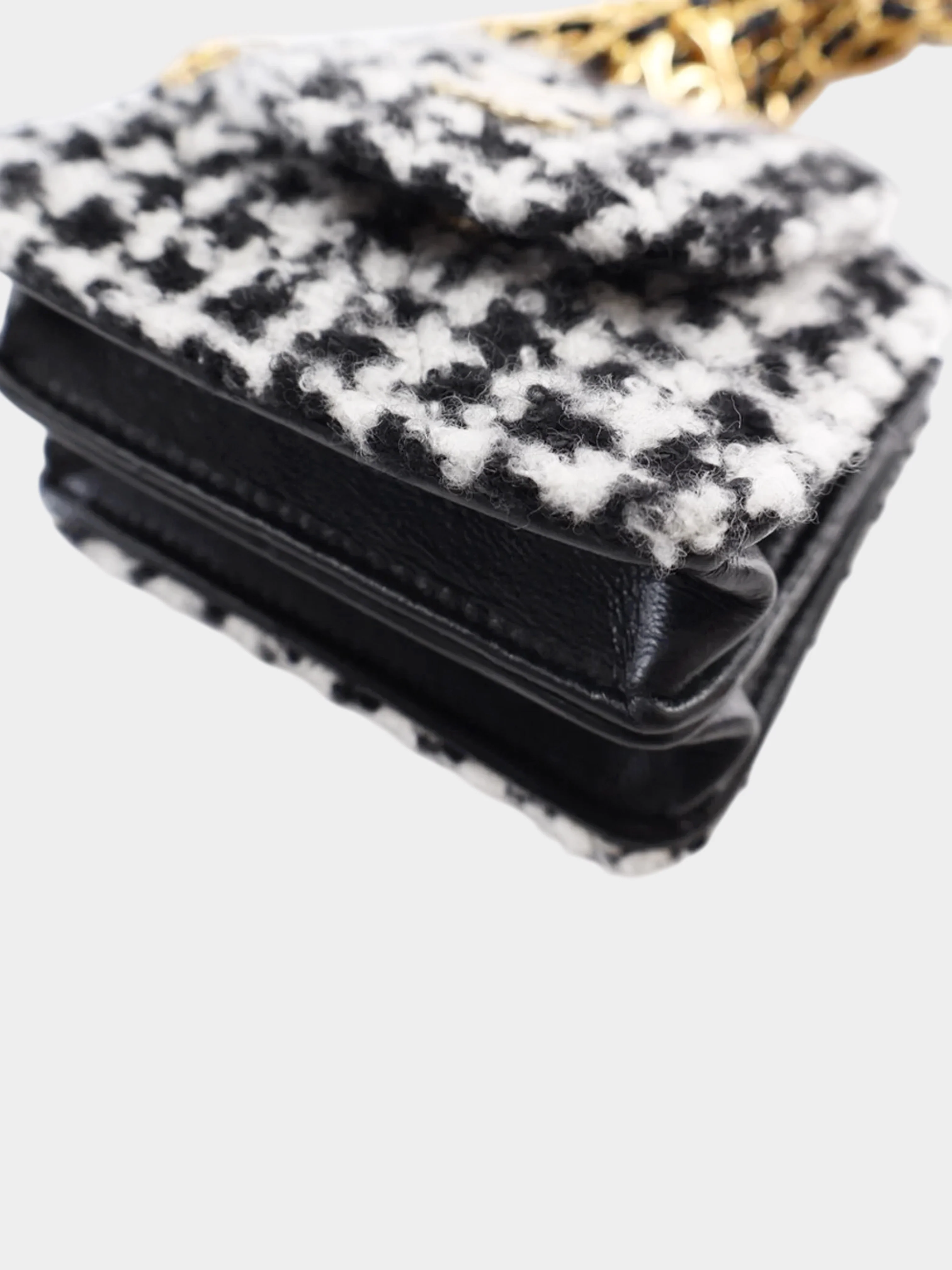 Chanel 2020s Black and White Tweed Mini CC Accordion Flap Bag - Image 5