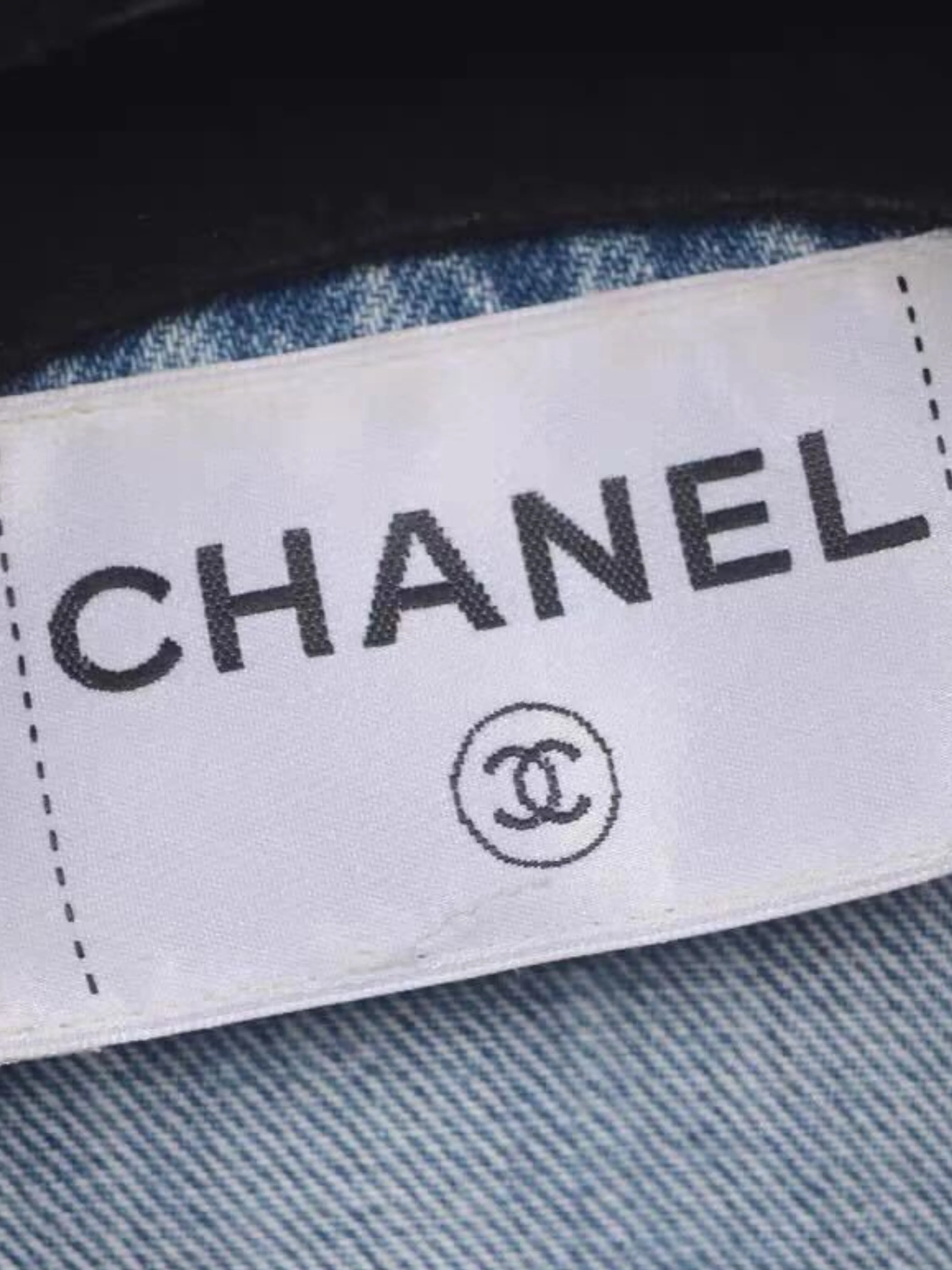 Chanel 2020s Blue Monogram Denim Jacket - Image 4