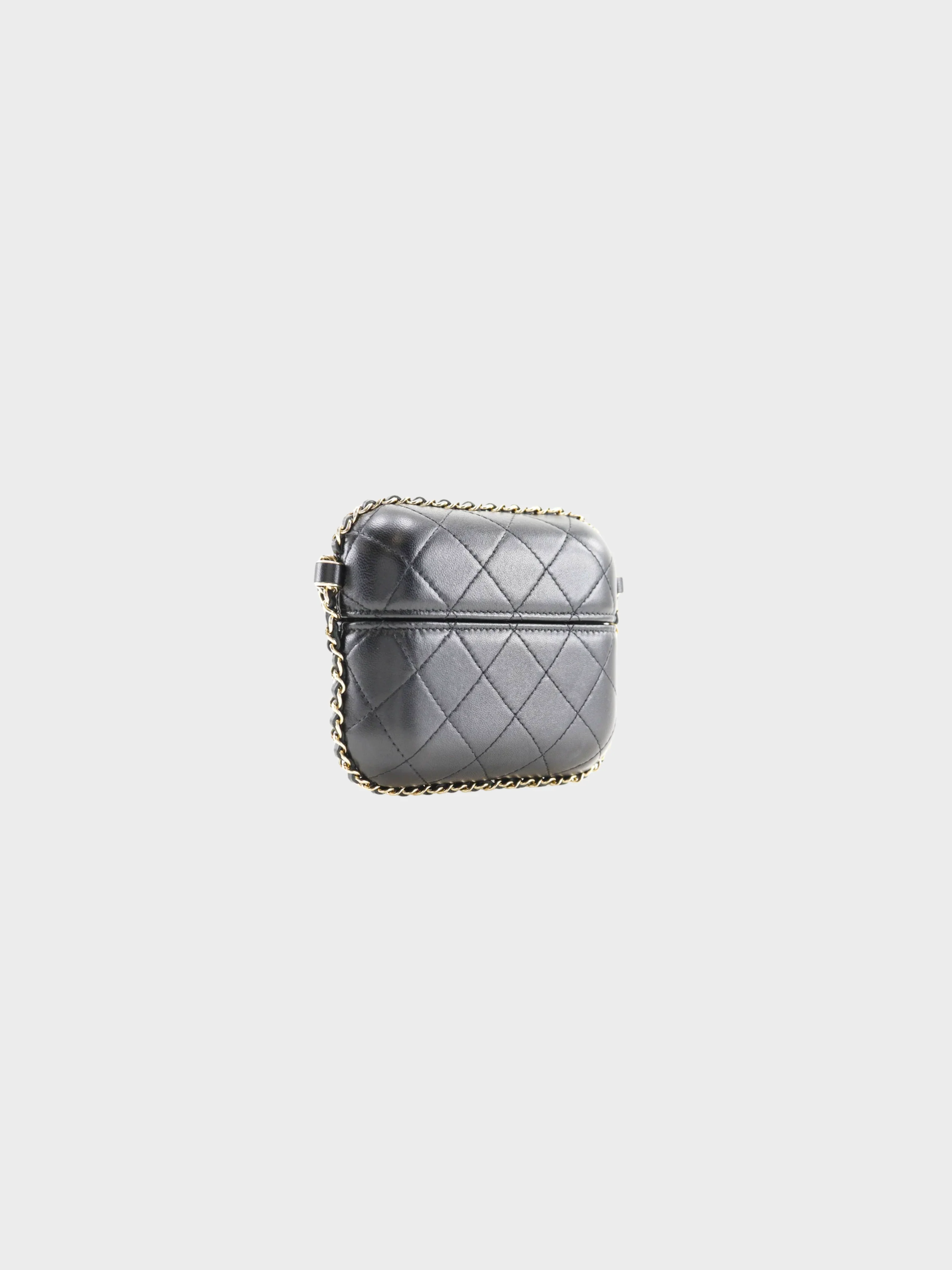 Chanel 2021 Black Leather Matelasse Chain Pochette Shoulder Bag - Image 3