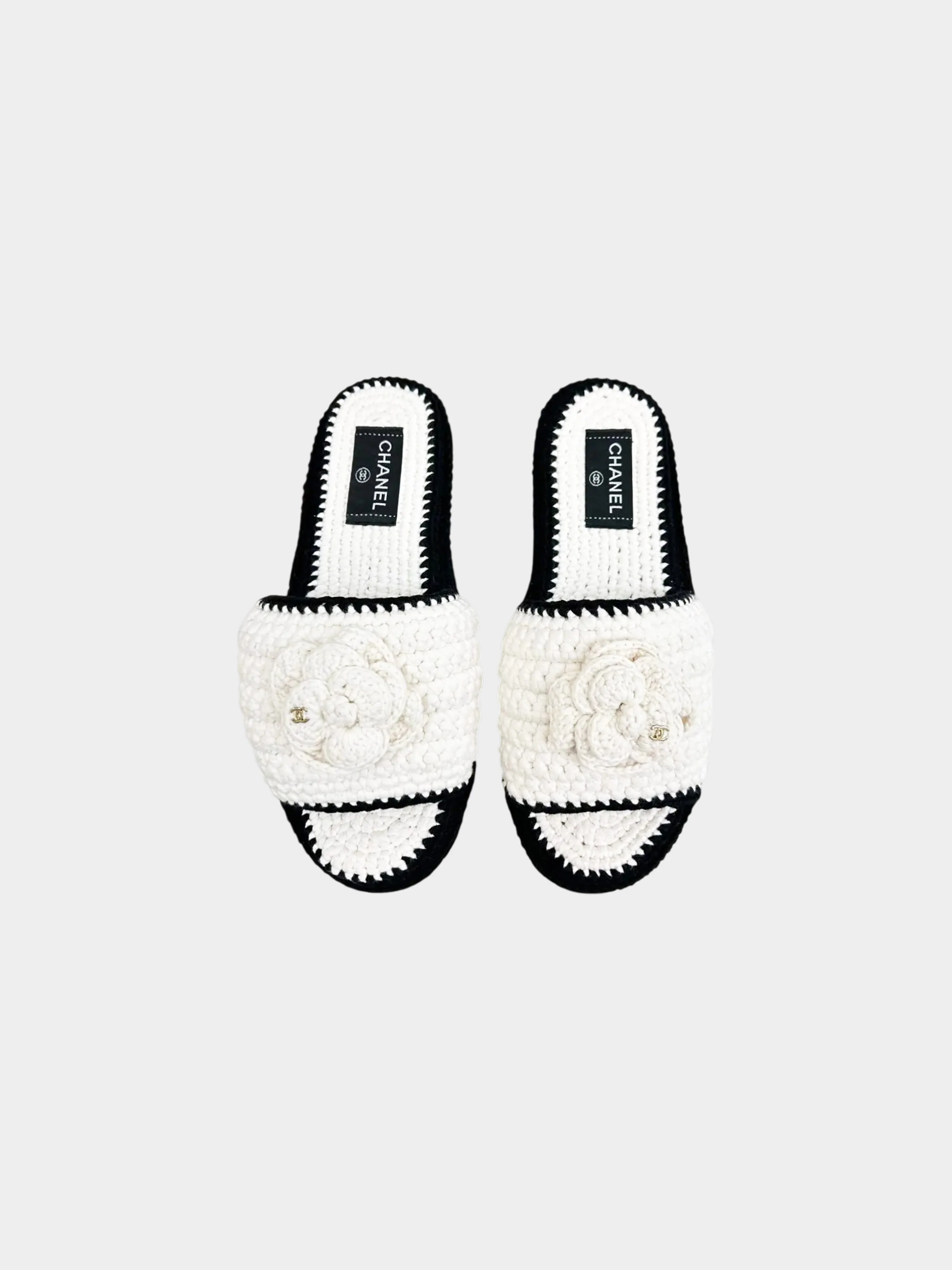 Chanel 2023 Ivory and Black Crochet Camellia Sandals - Image 2