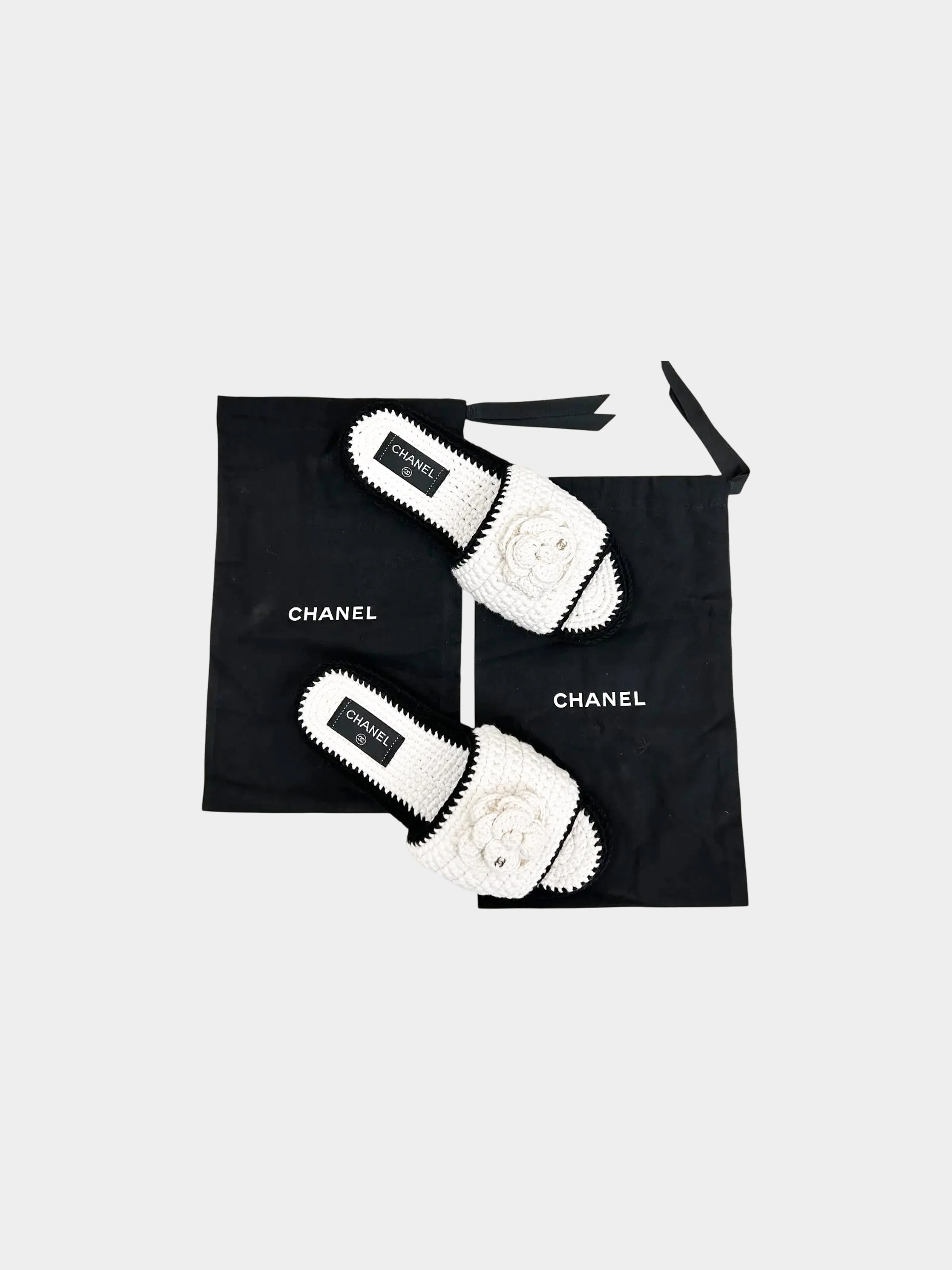 Chanel 2023 Ivory and Black Crochet Camellia Sandals - Image 4