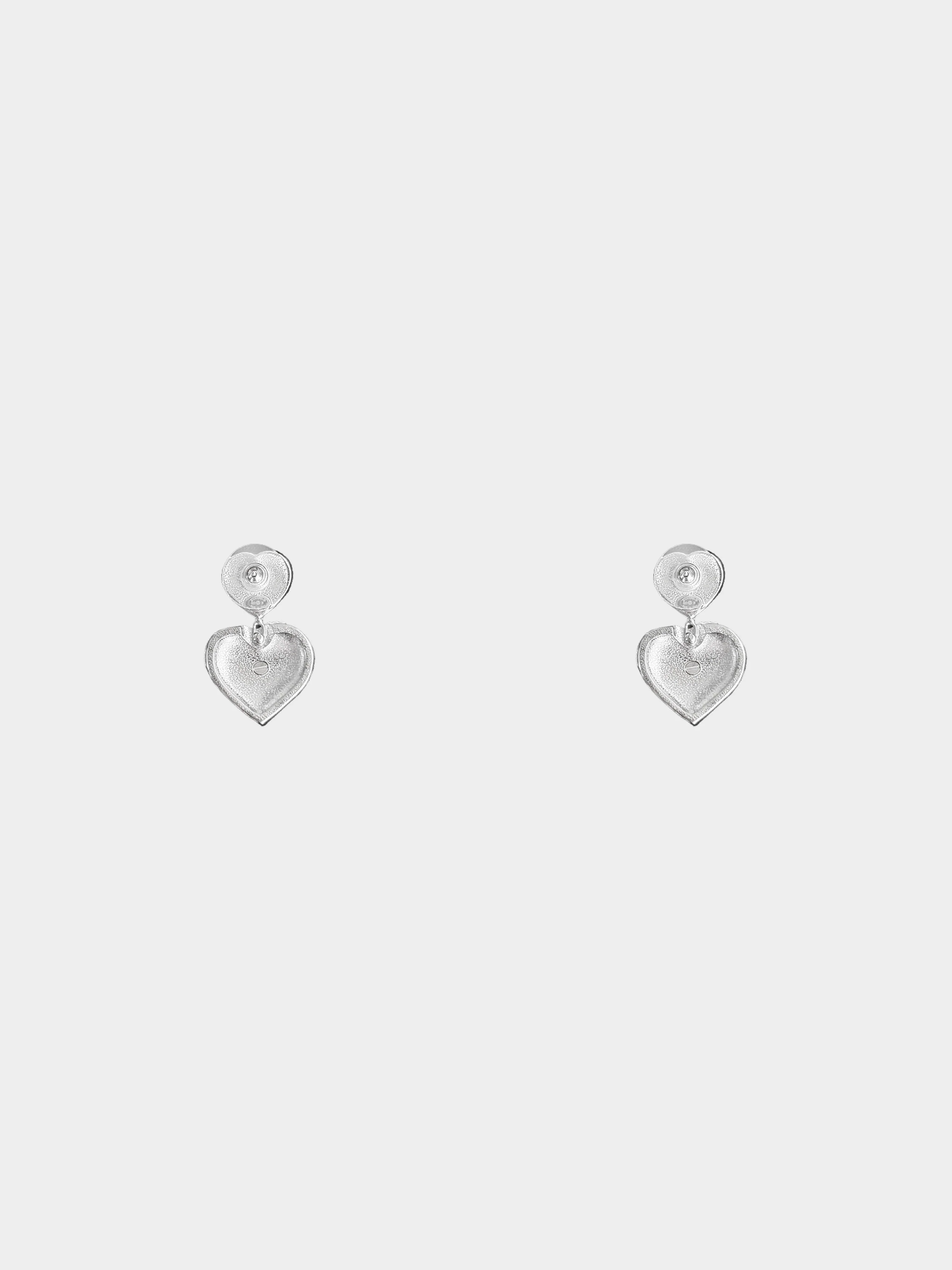Chanel 2023 Silver CC Rhinestone and Pearl Heart Swing Earrings - Image 2
