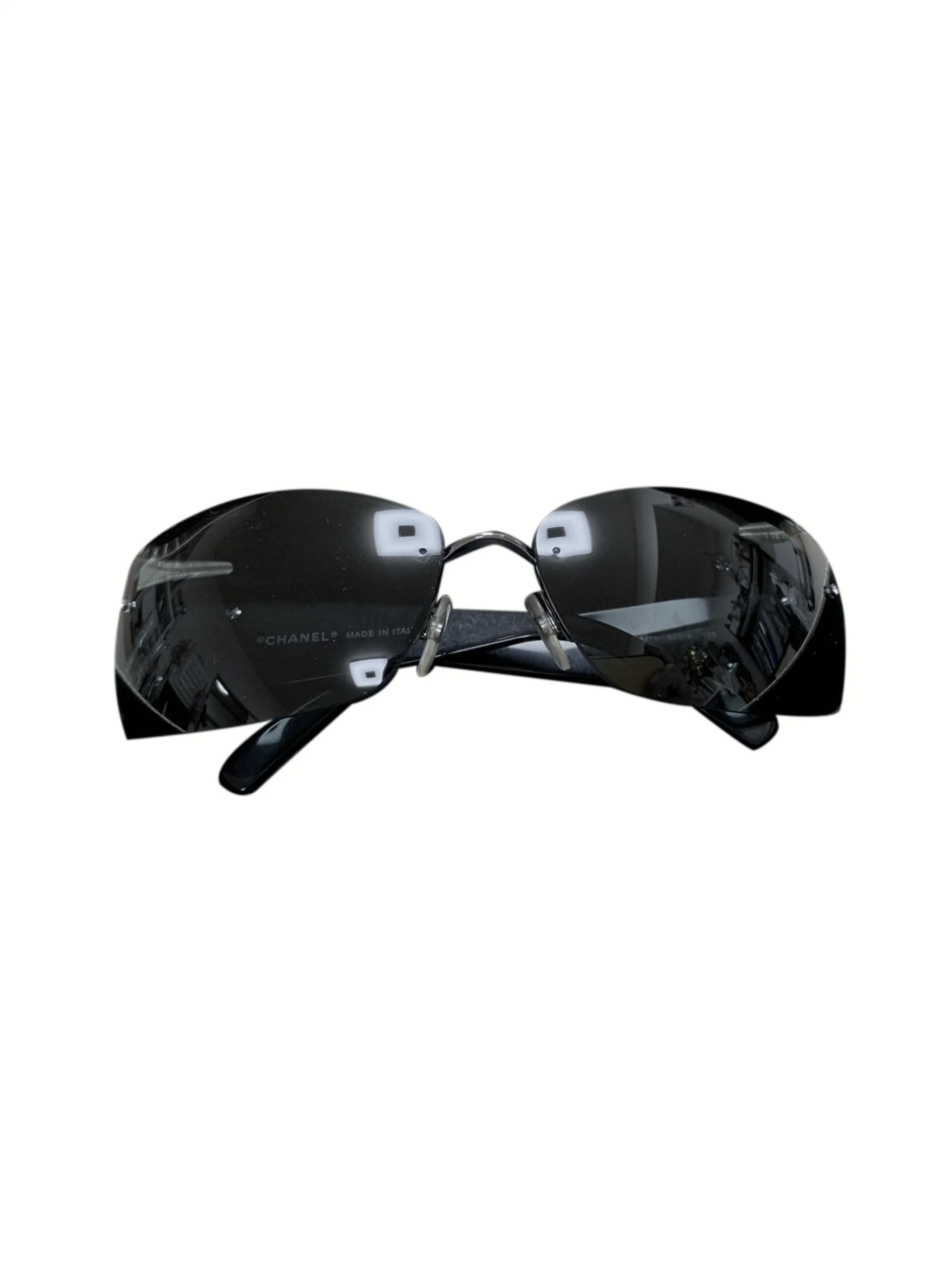 Chanel 2000s Black and Silver Plate Sunglasses - Image 2