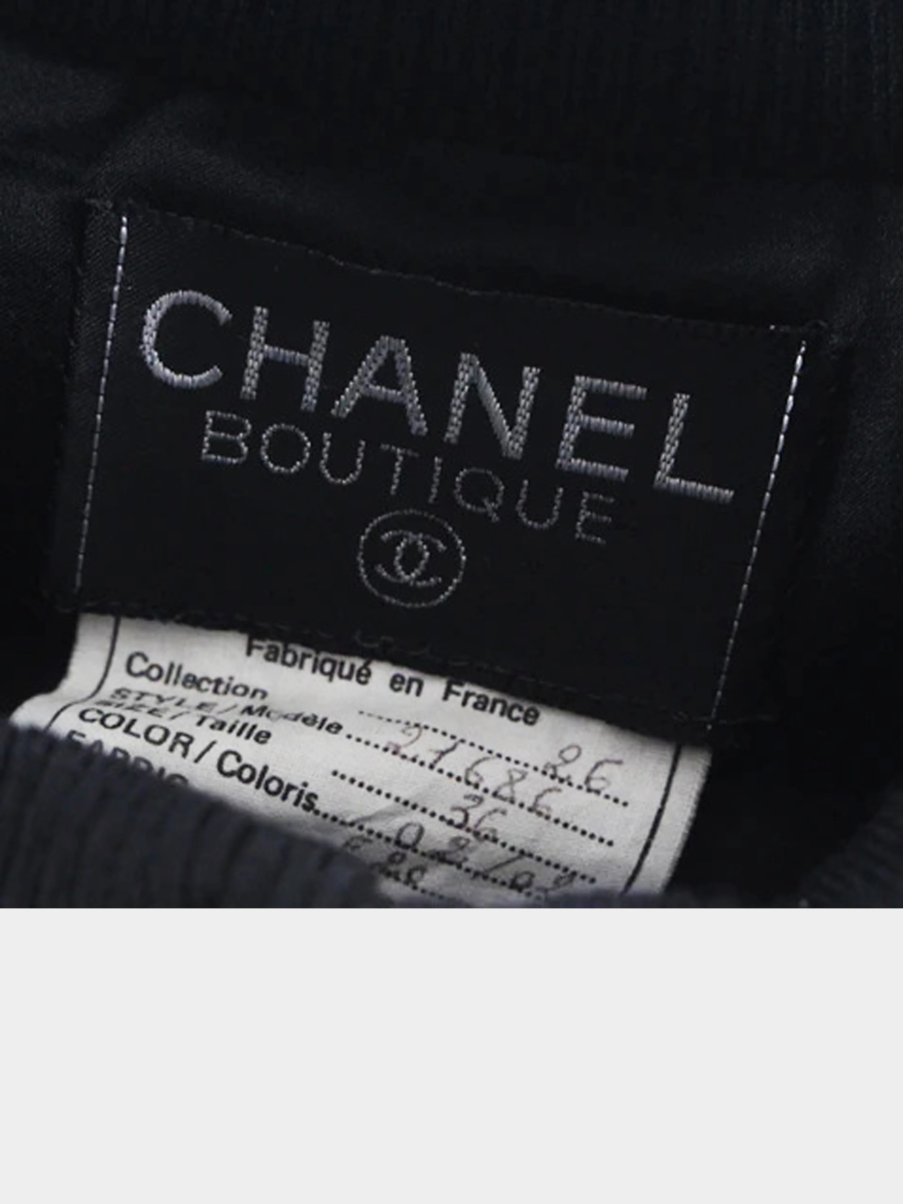 Chanel 1980s Black Quilted Bomber Jacket - Image 4