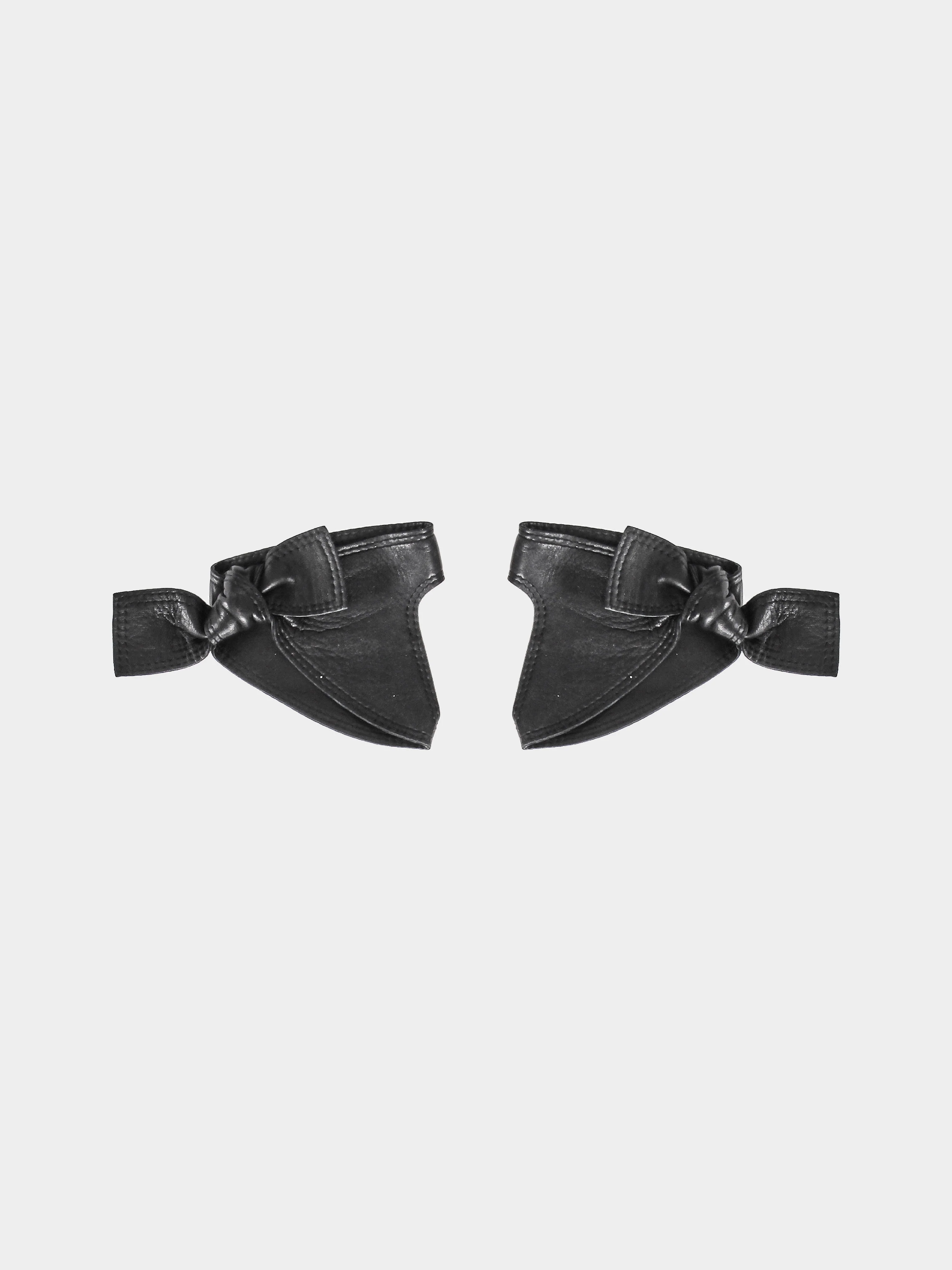Chanel by Karl Lagerfeld 2000s Black Lambskin Leather Self-tie Fingerless Gloves - Image 2