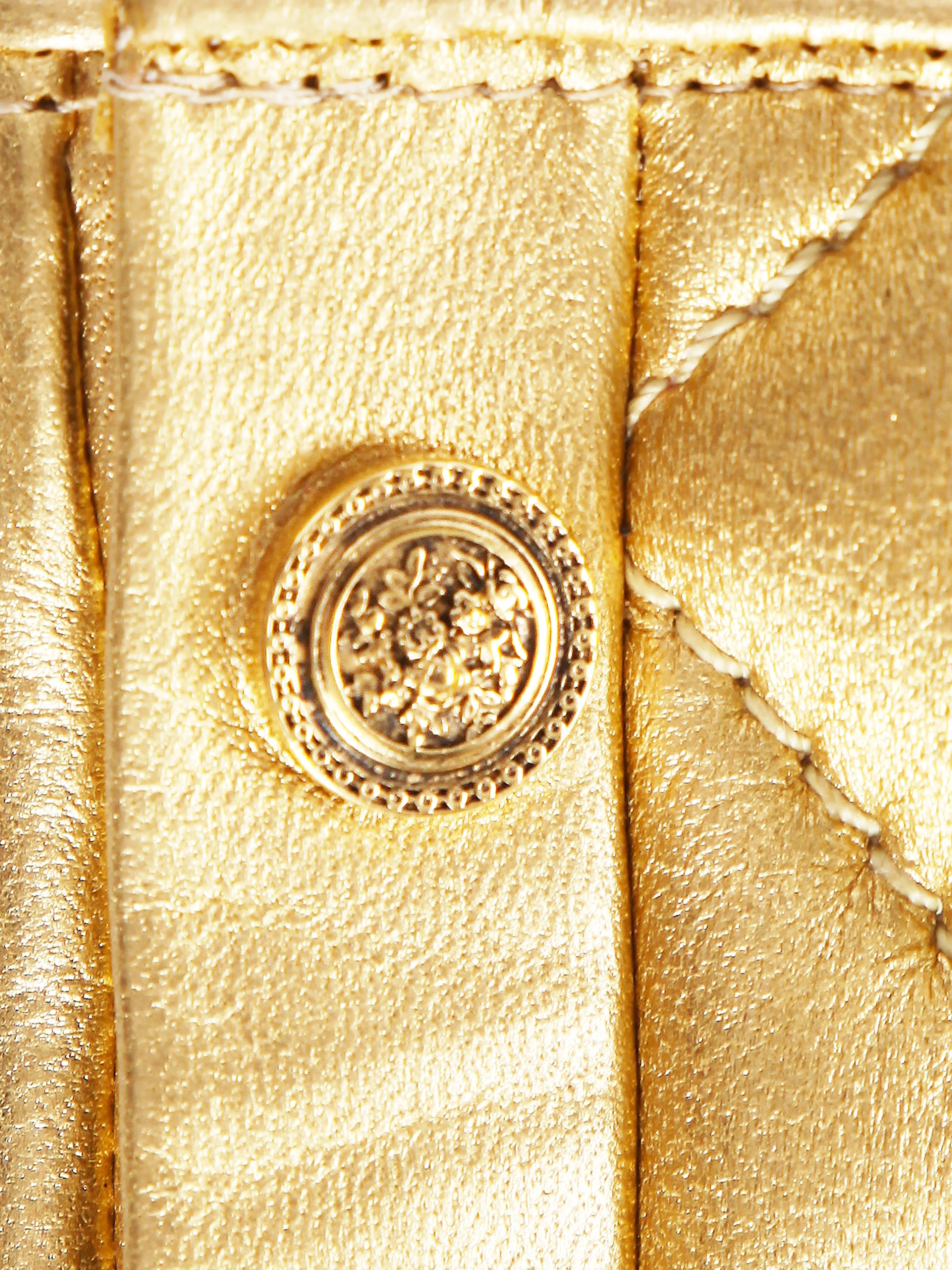 Chanel by Karl Lagerfeld 2000s Metallic Gold Leather Quilted Fingerless Gloves - Image 3