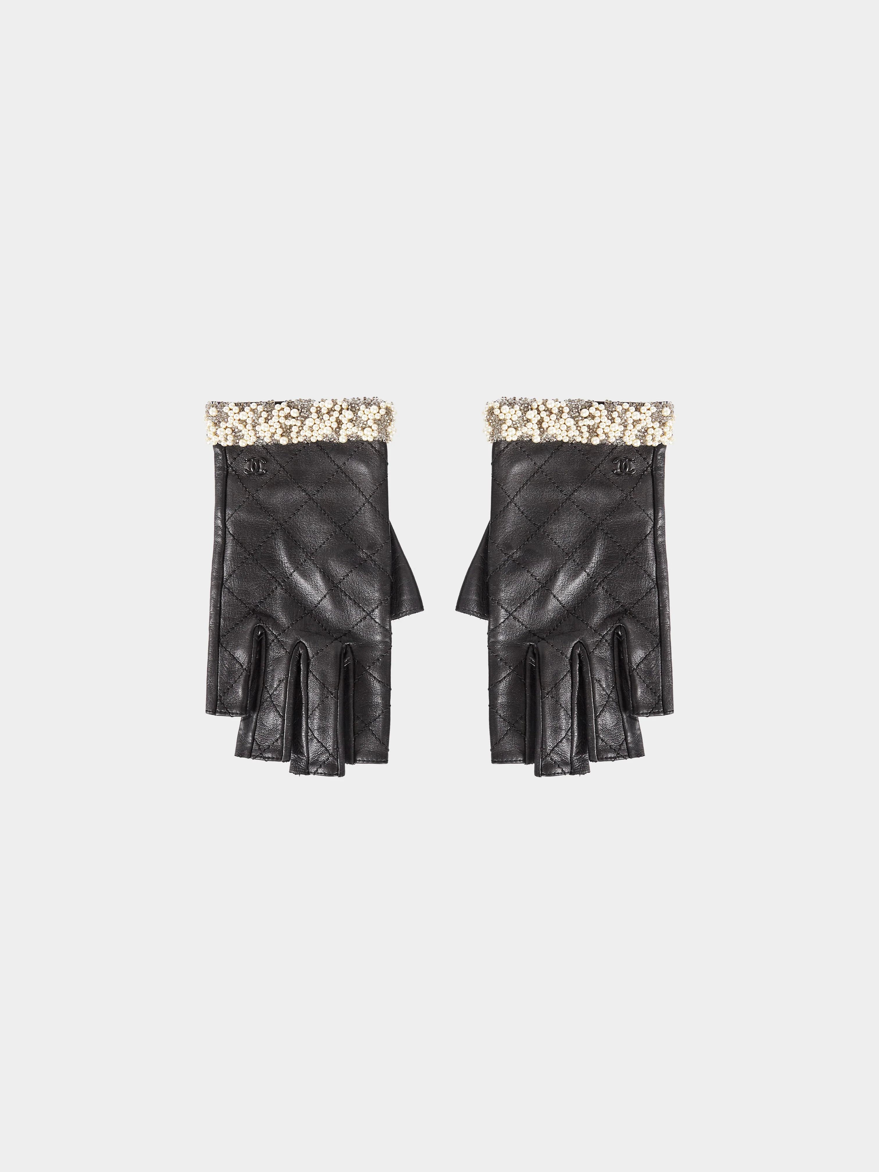 Chanel by Karl Lagerfeld 2014 Black Lambskin Quilted CC Fingerless Gloves with Pearl Embellishments