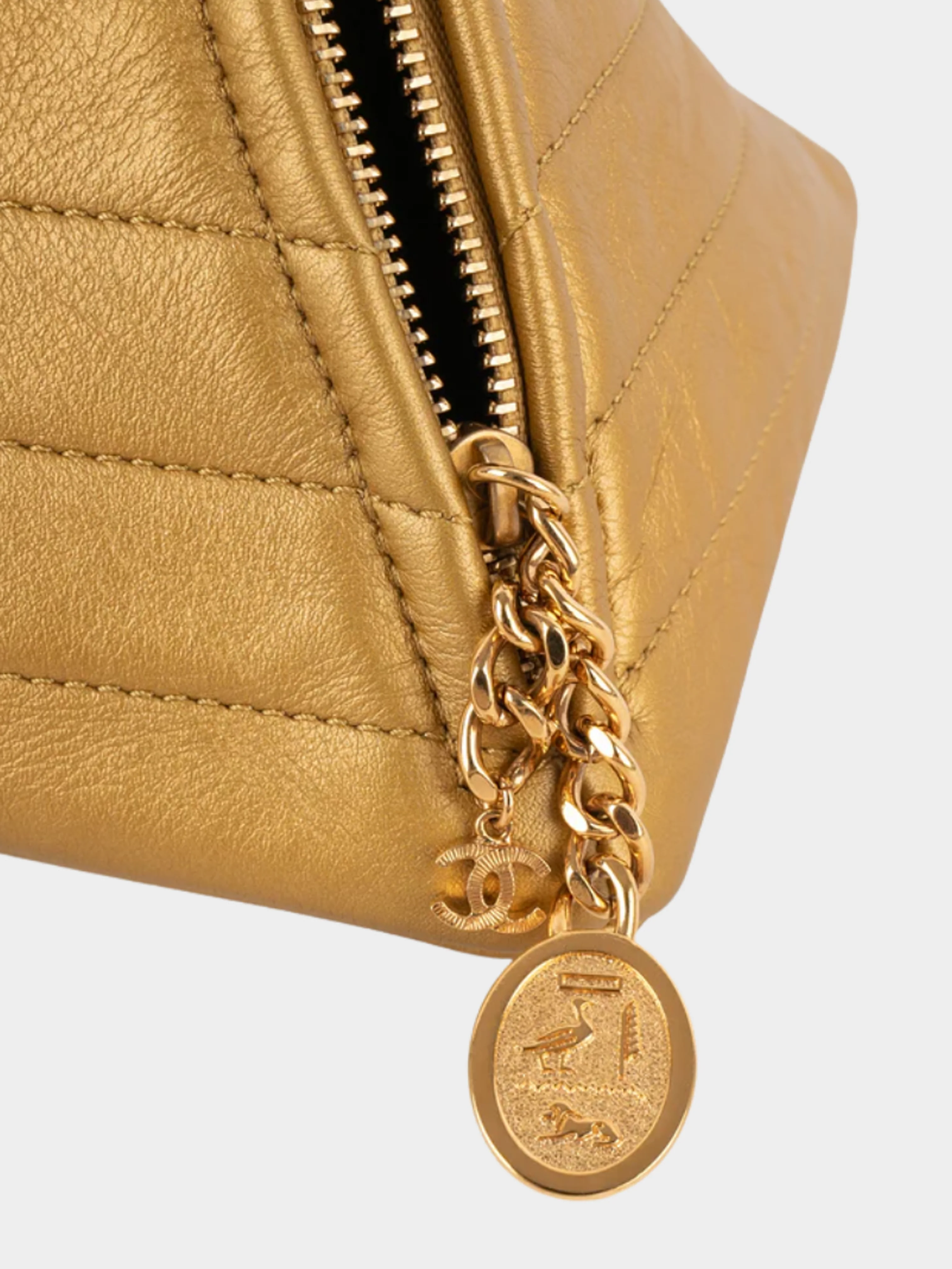 Chanel by Karl Lagerfeld Pre-fall 2019 Gold Pyramid Kheops Bag - Image 5