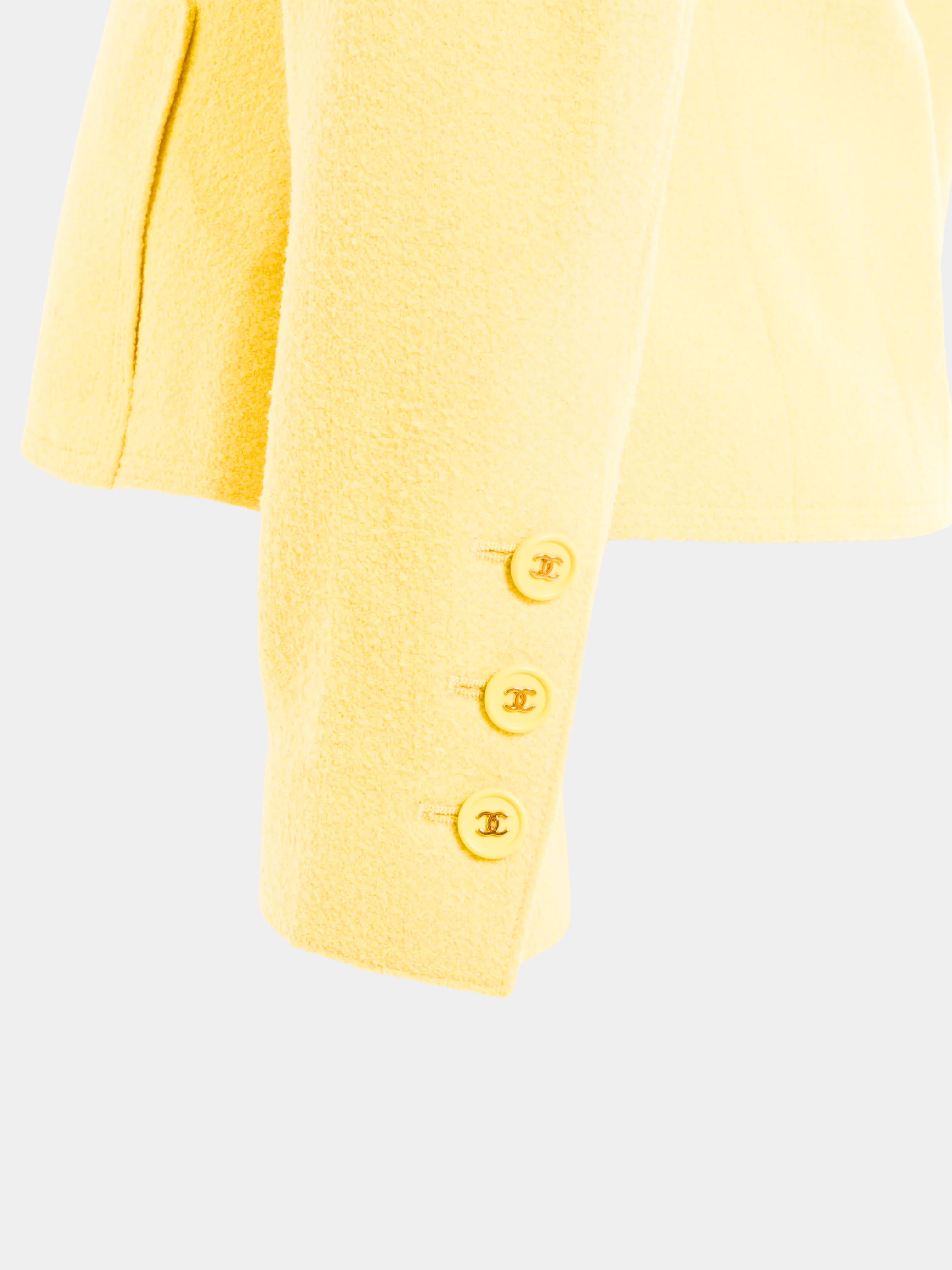 Chanel by Karl Lagerfeld SS 1997 Yellow CC logo fitted blazer jacket - Image 3