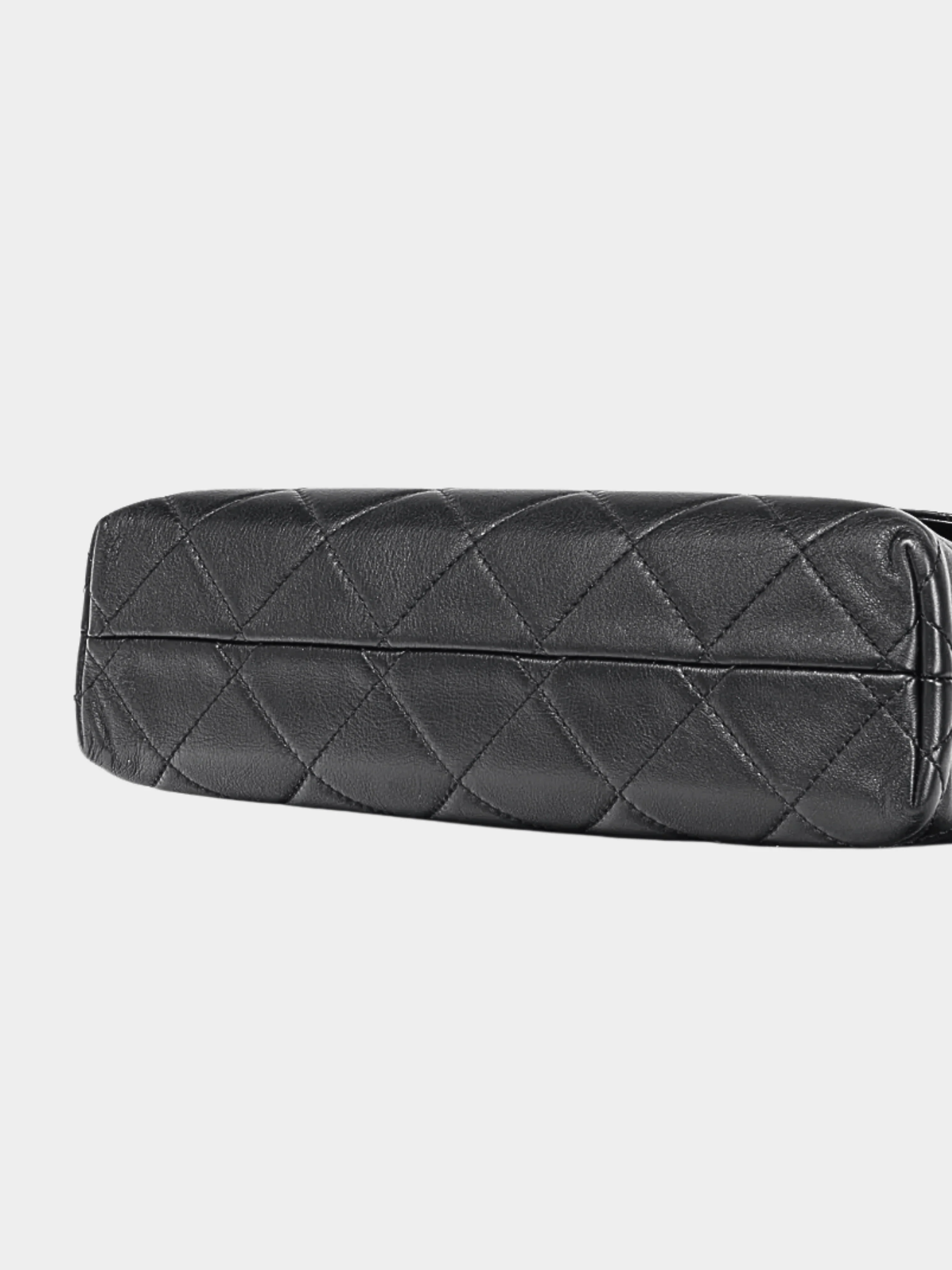 Chanel Cruise 2012 In the Business Flap Noir Leather Quilted Shoulder Bag - Image 4