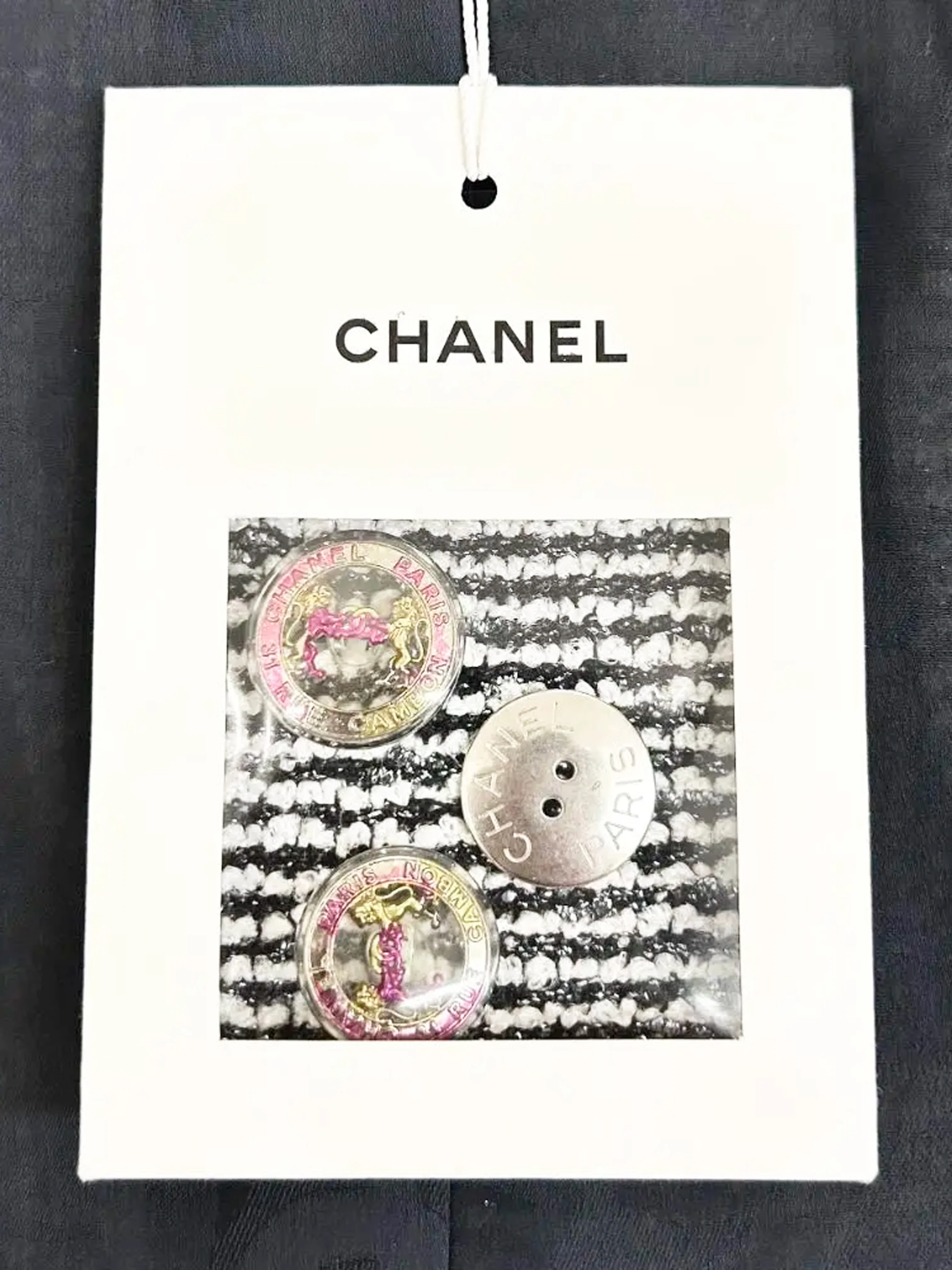 Chanel Cruise 2020 Striped Tweed Sparkle Jacket - Image 6
