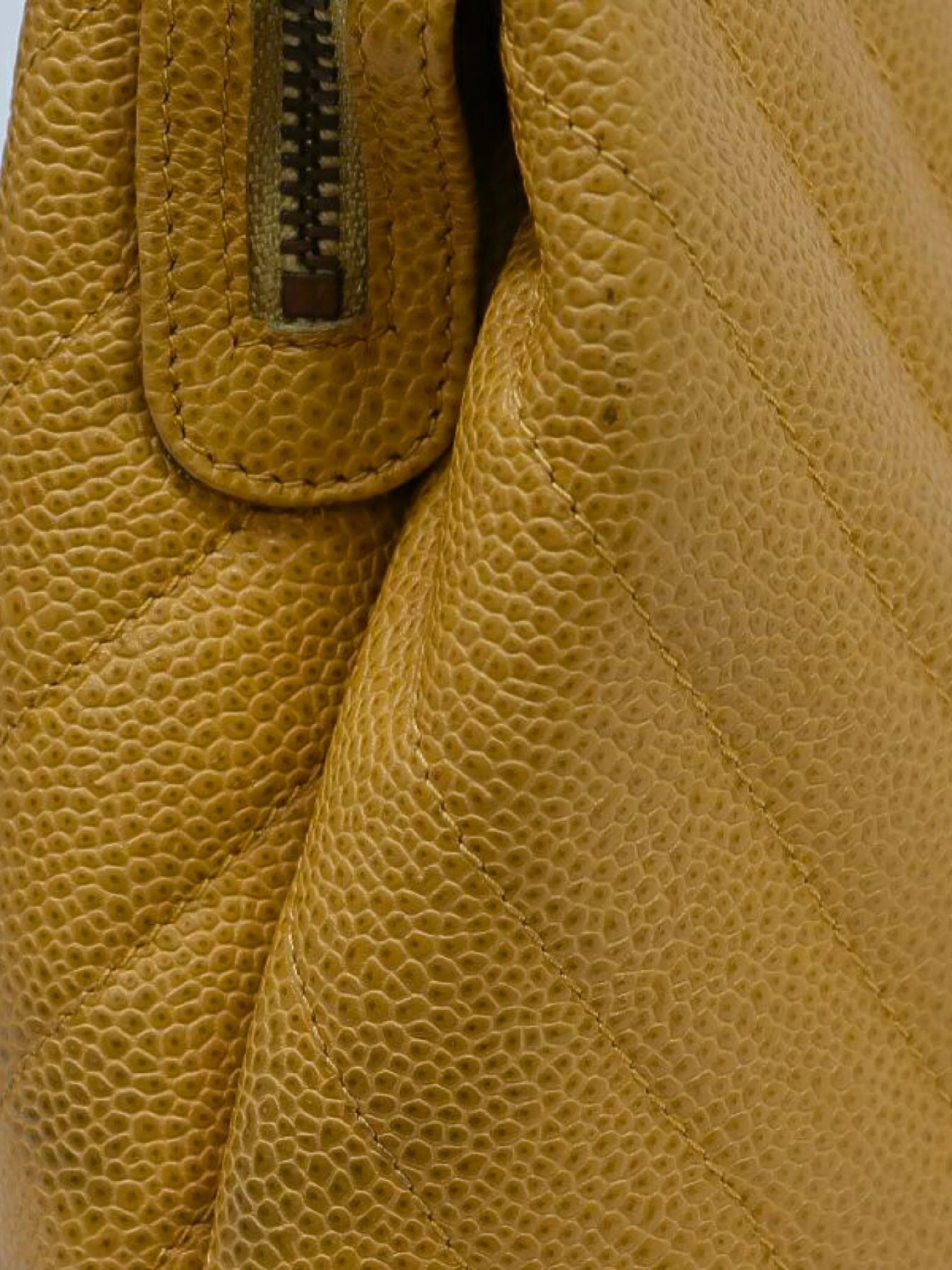 Chanel Early 1990s Beige Caviar Leather Chevron Stitch Tassel Handbag - Image 10