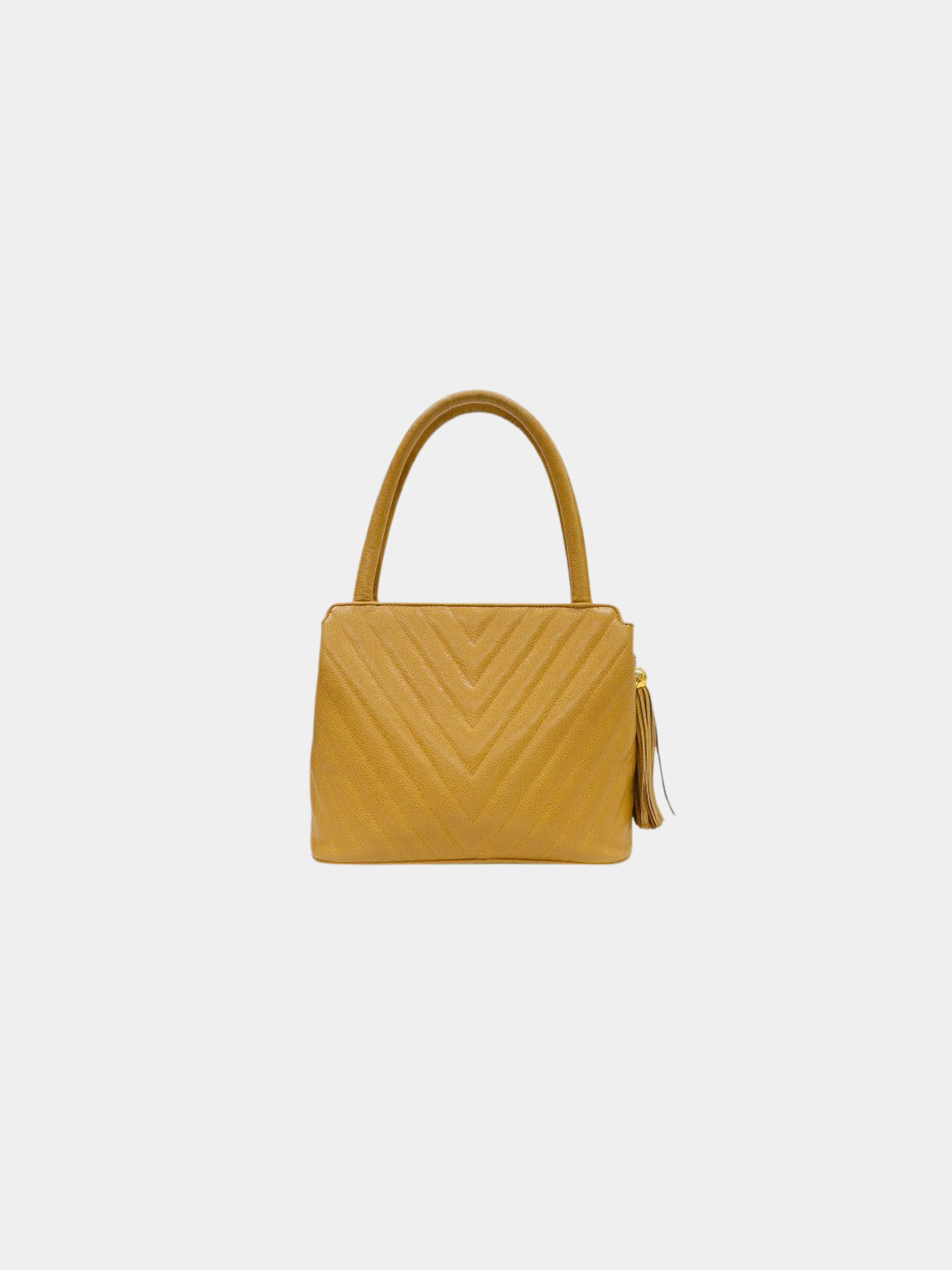 Chanel Early 1990s Beige Caviar Leather Chevron Stitch Tassel Handbag - Image 2
