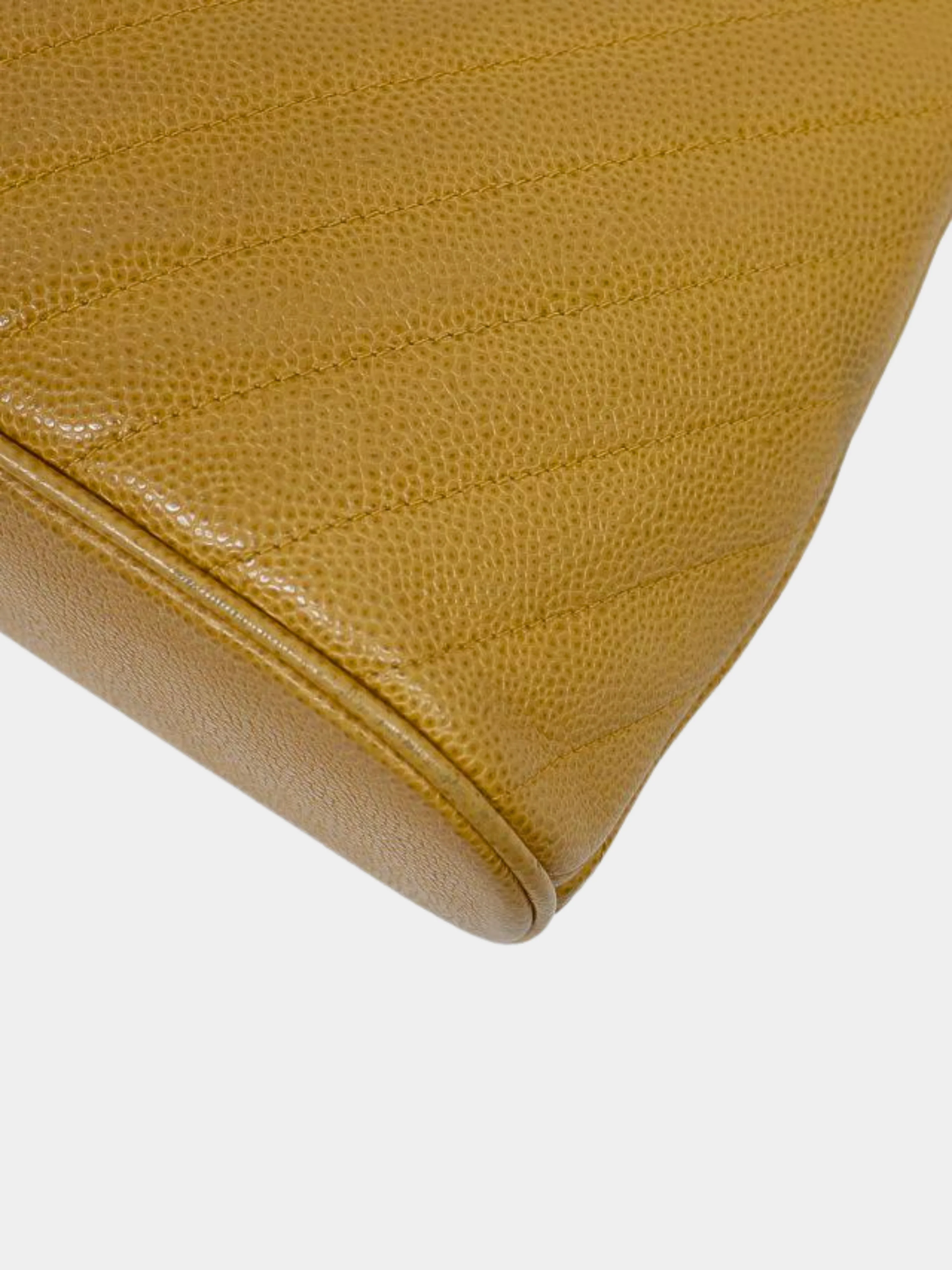 Chanel Early 1990s Beige Caviar Leather Chevron Stitch Tassel Handbag - Image 6