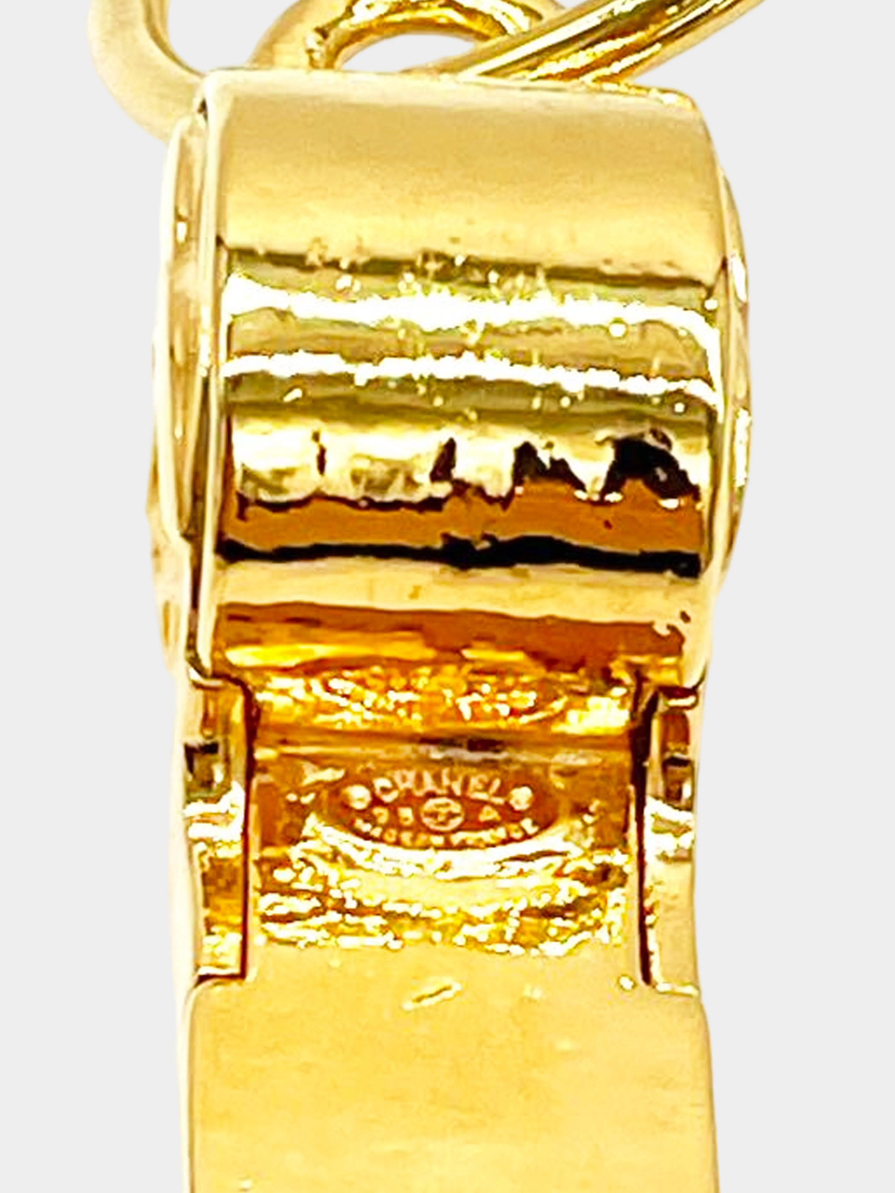 Chanel Fall 1995 Gold CC Whistle Keychain - Image 5