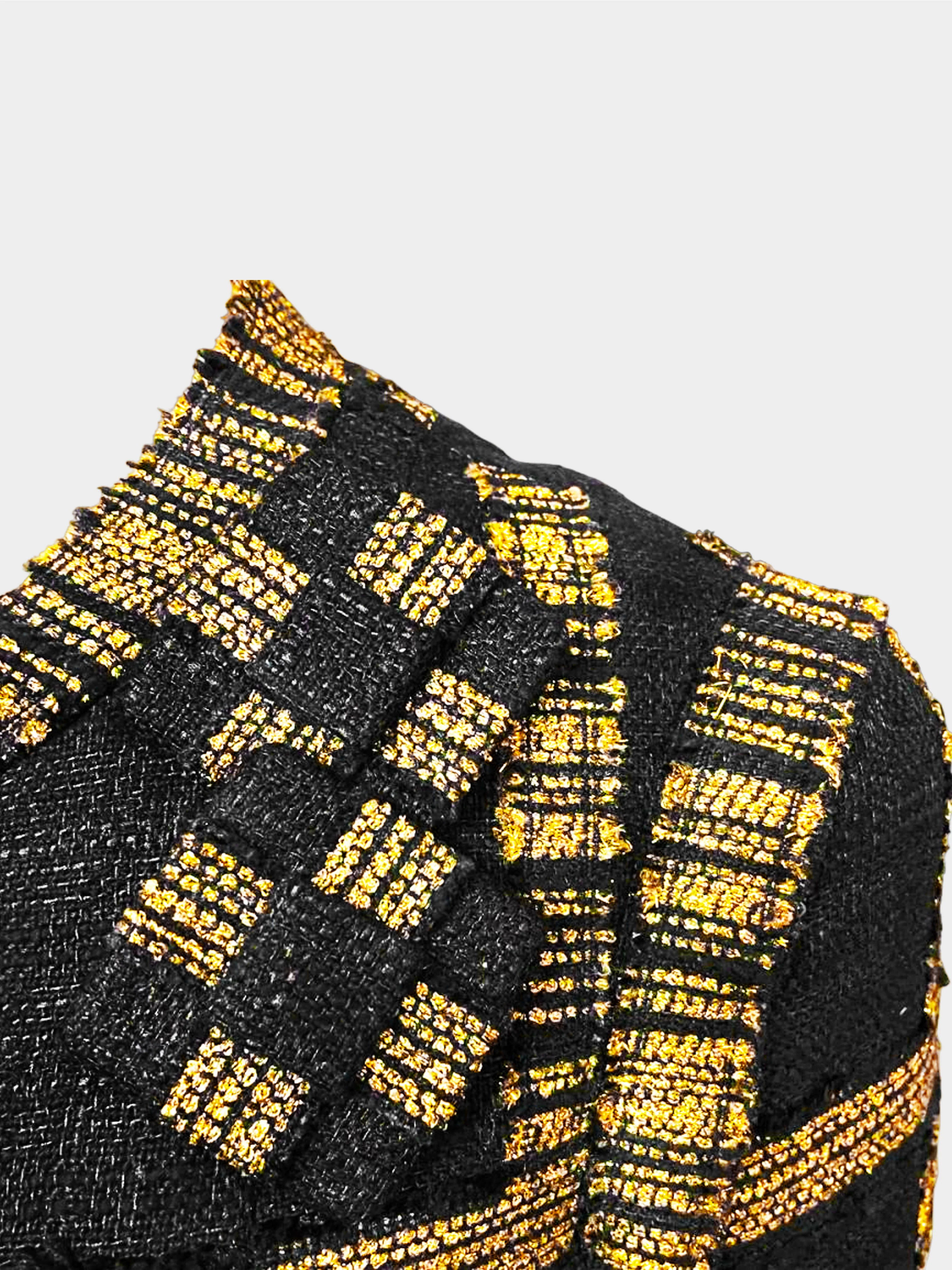 Chanel Fall 2006 Black and Gold Tweed Suit - Image 4