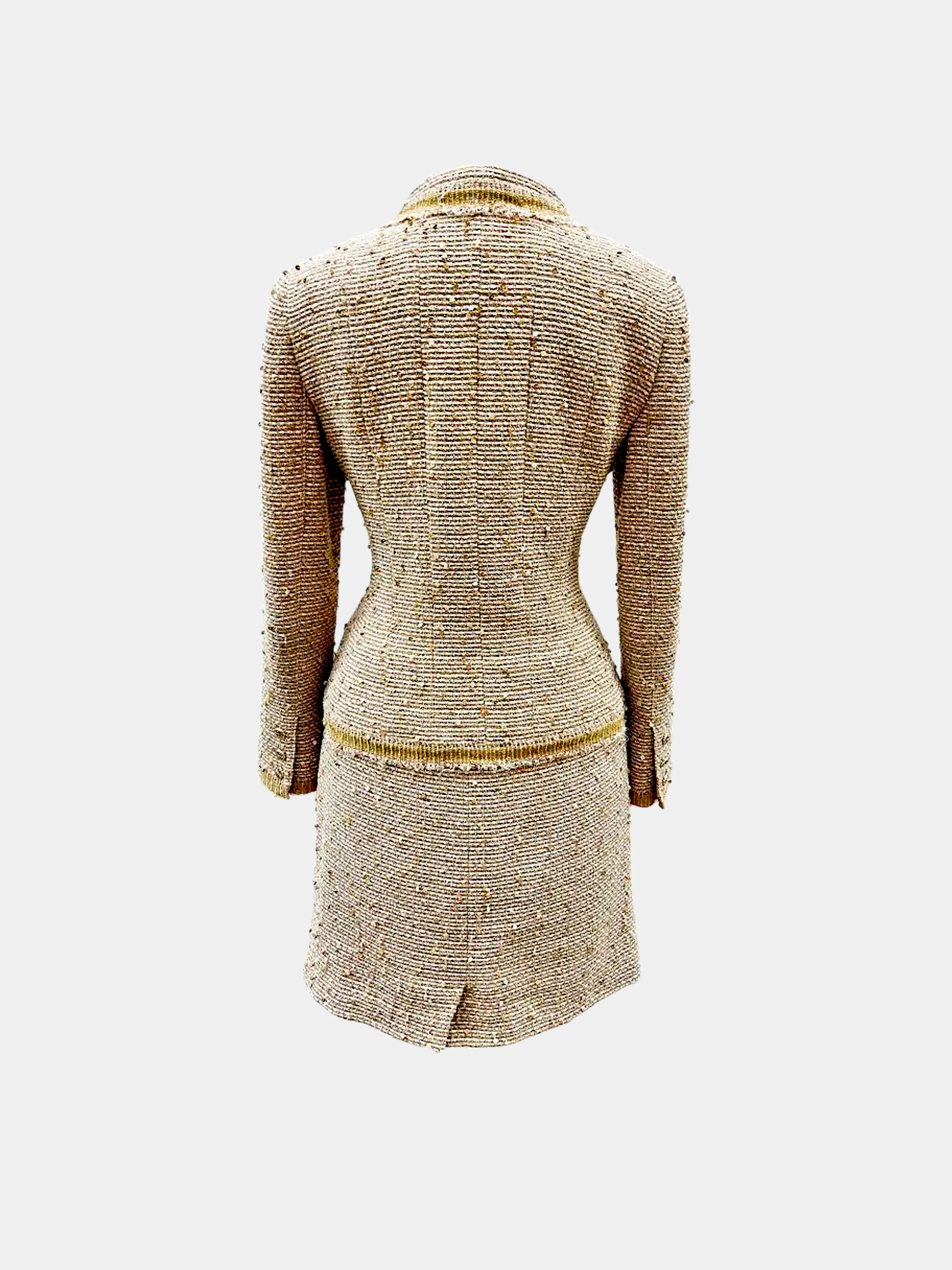 Chanel FW 2004 Gold Tweed Sequin Embellished Jacket and Skirt Set - Image 2