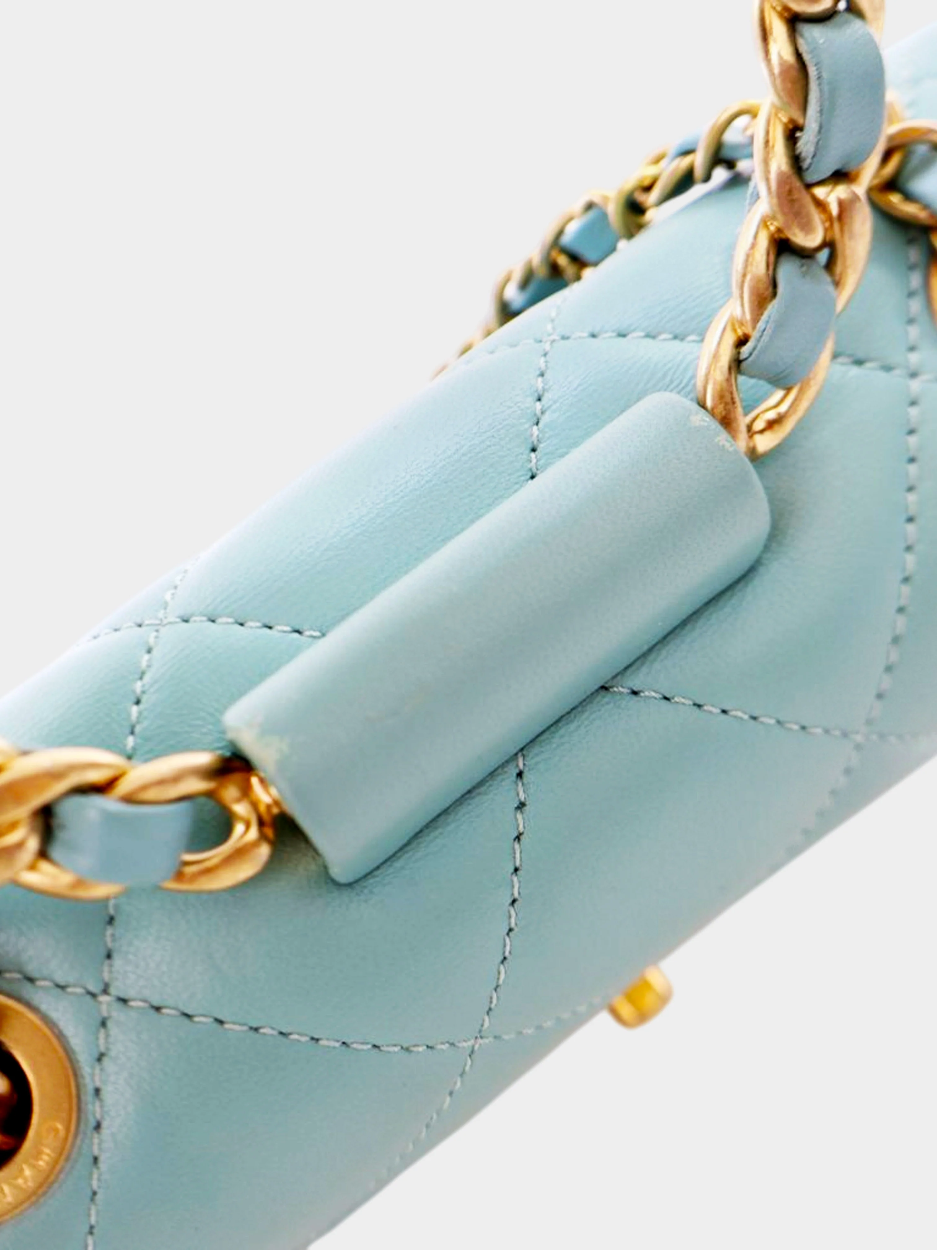 Chanel Late 2019-2020 Blue Lambskin In The Loop Mini Flap Bag - Image 4