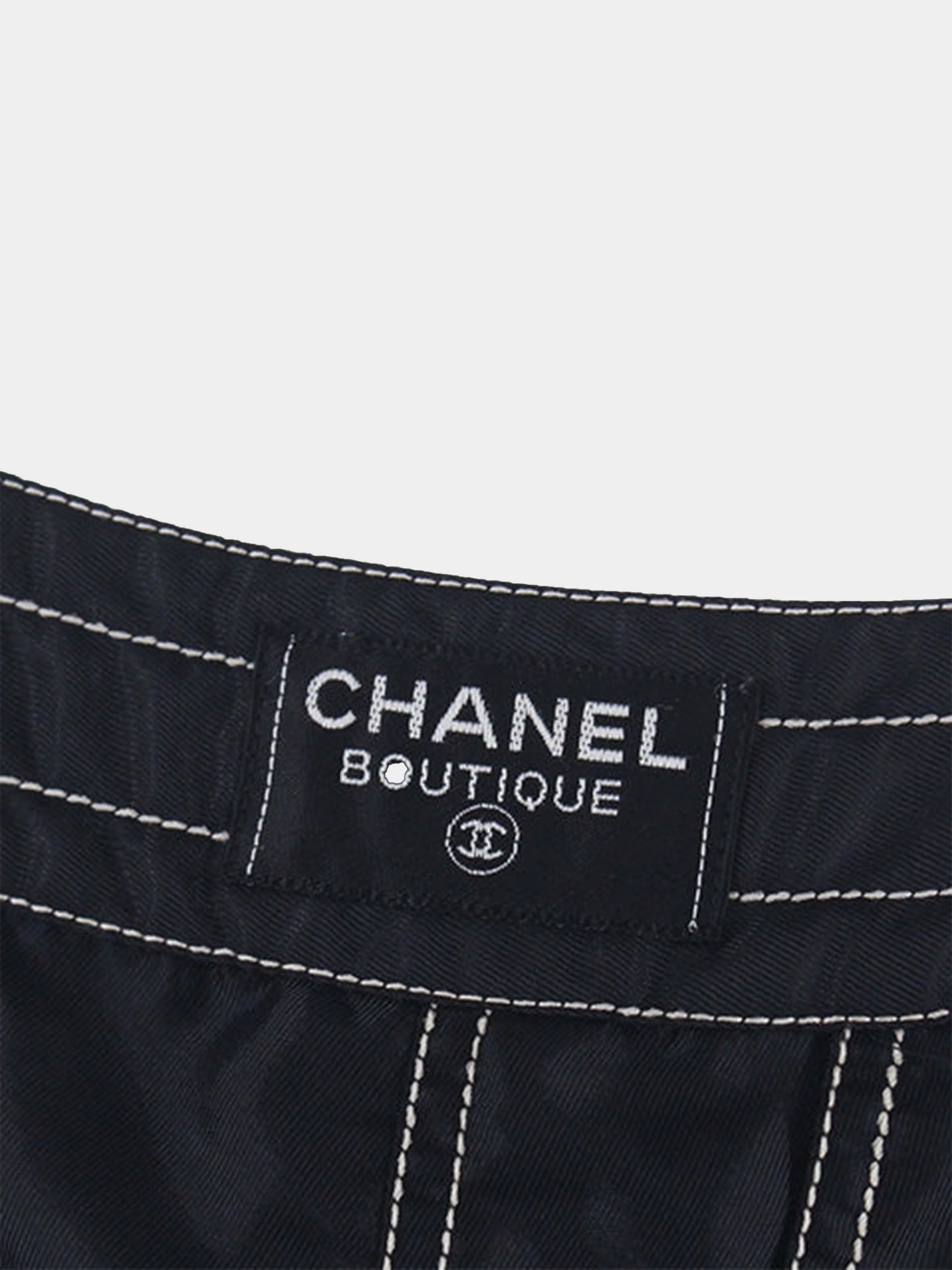 Chanel 1980s Black Contrast Stitch Shorts - Image 3
