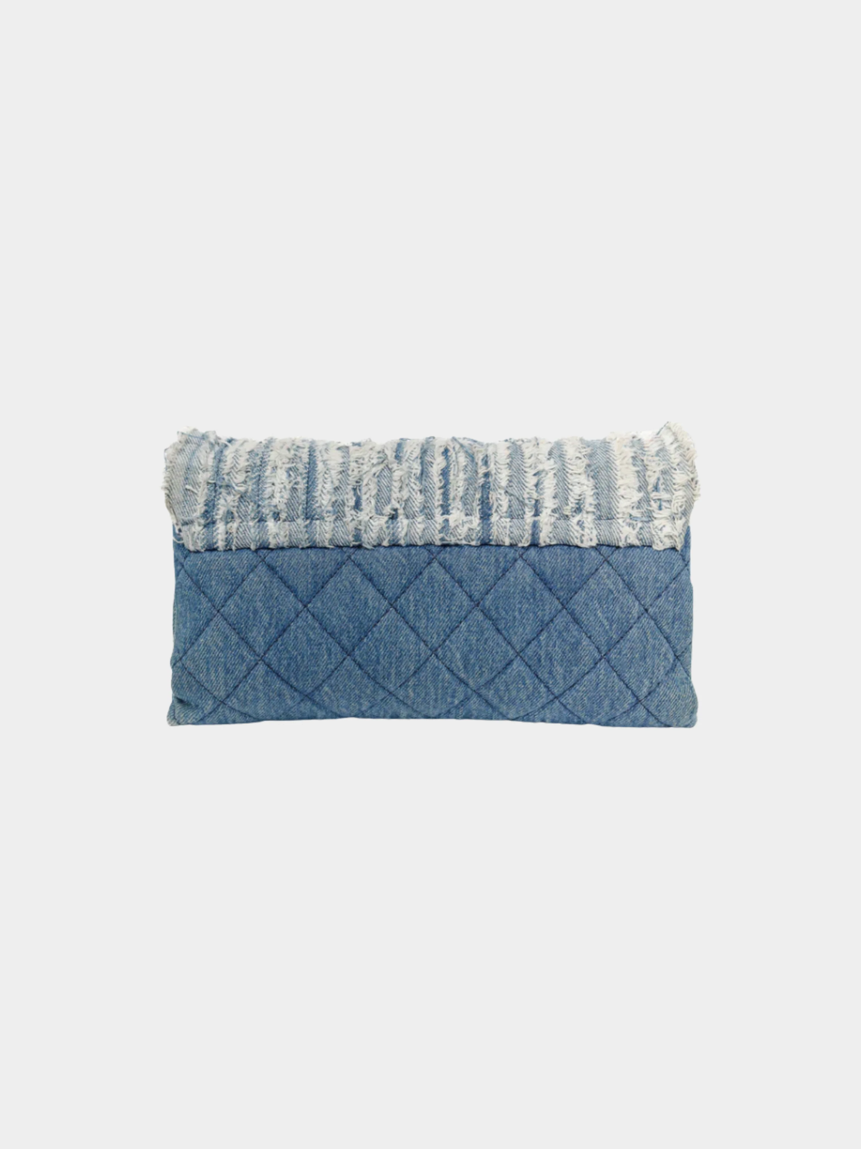 Chanel Printemps 2015 Blue Denim Fringe CC Medium Flap Bag - Image 2