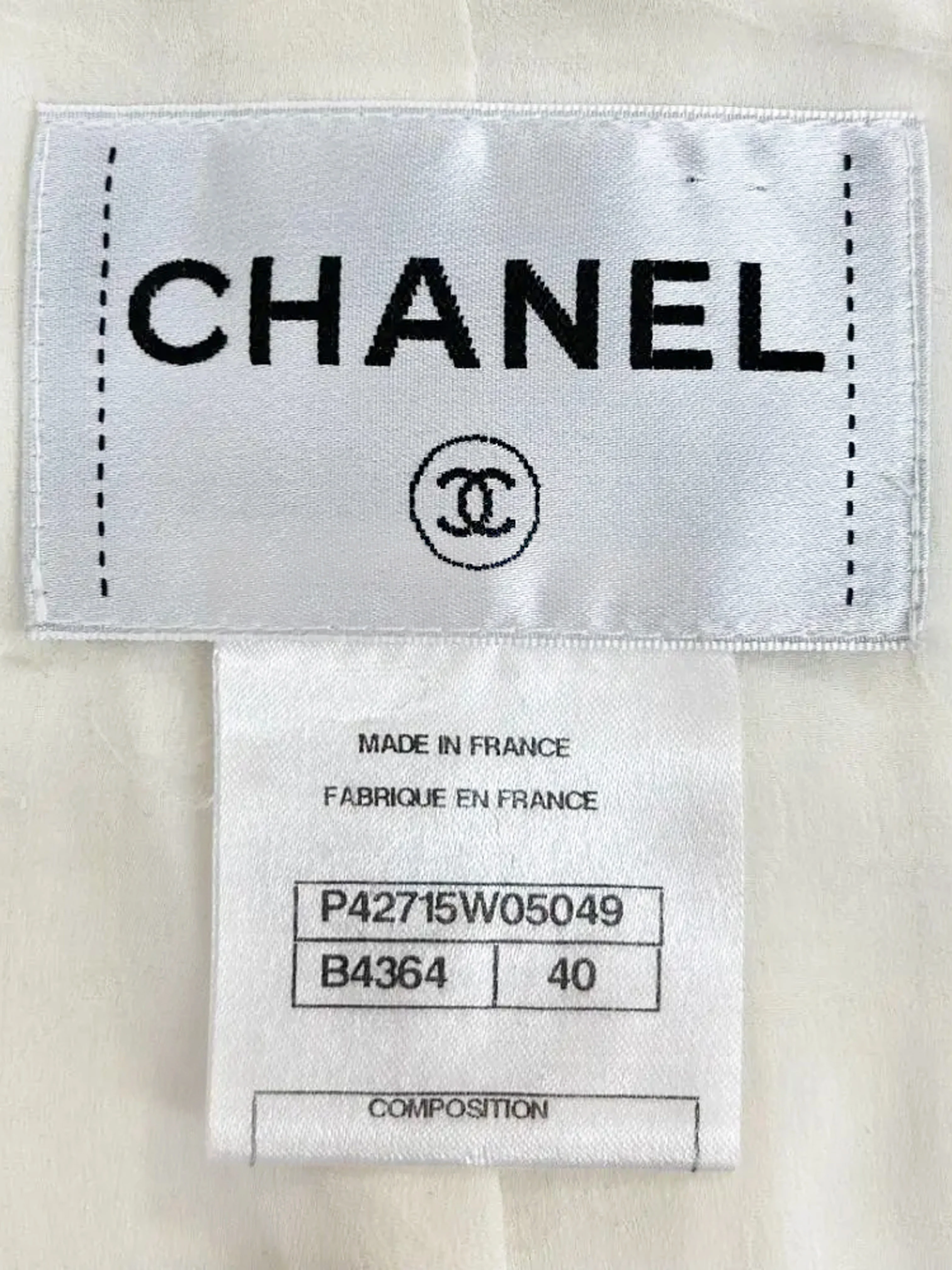 Chanel Resort 2012 Navy and White Waffle Knit Jacket and Skirt Set - Image 5