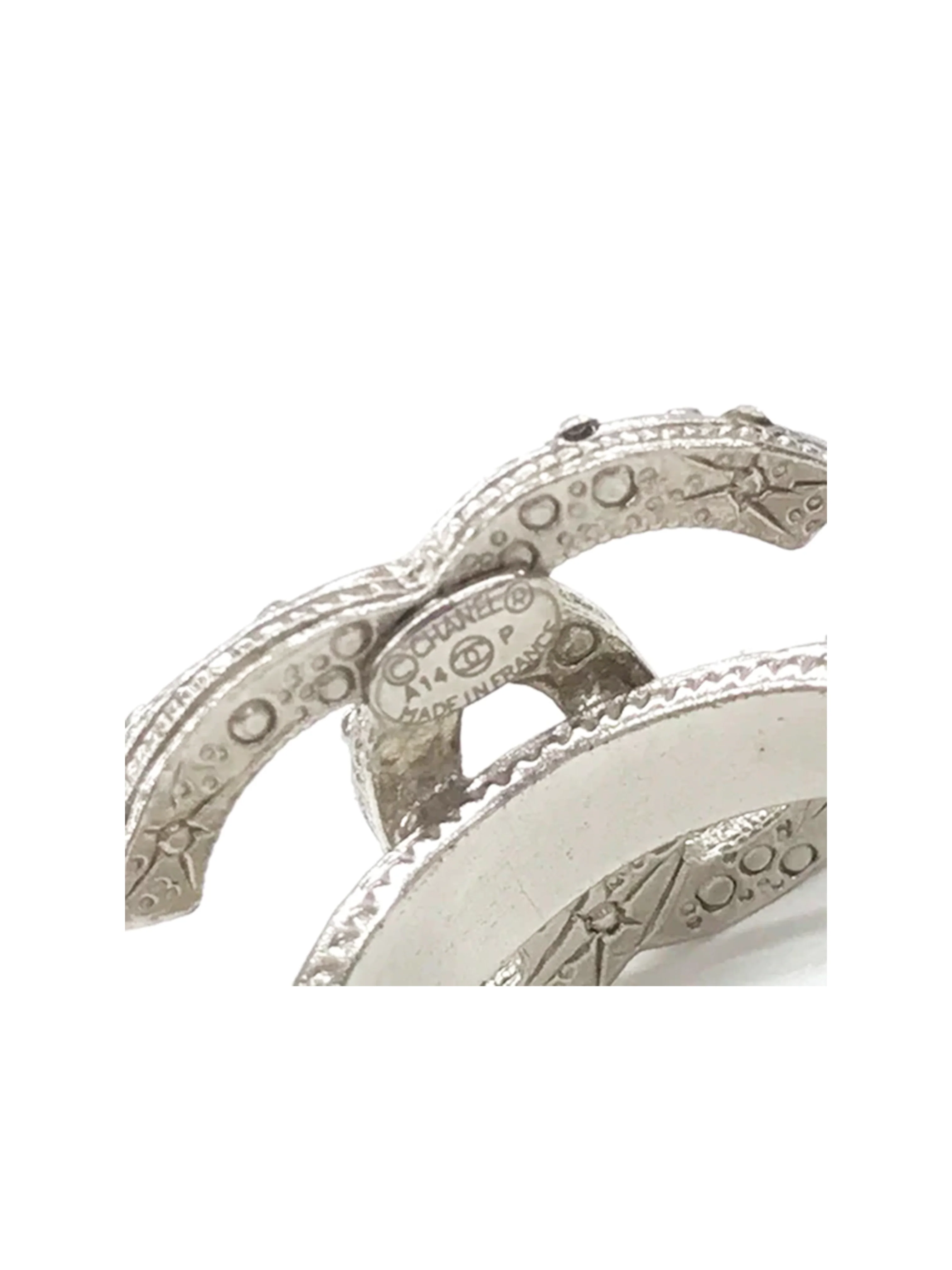 Chanel Silver Textured Ring - Image 3