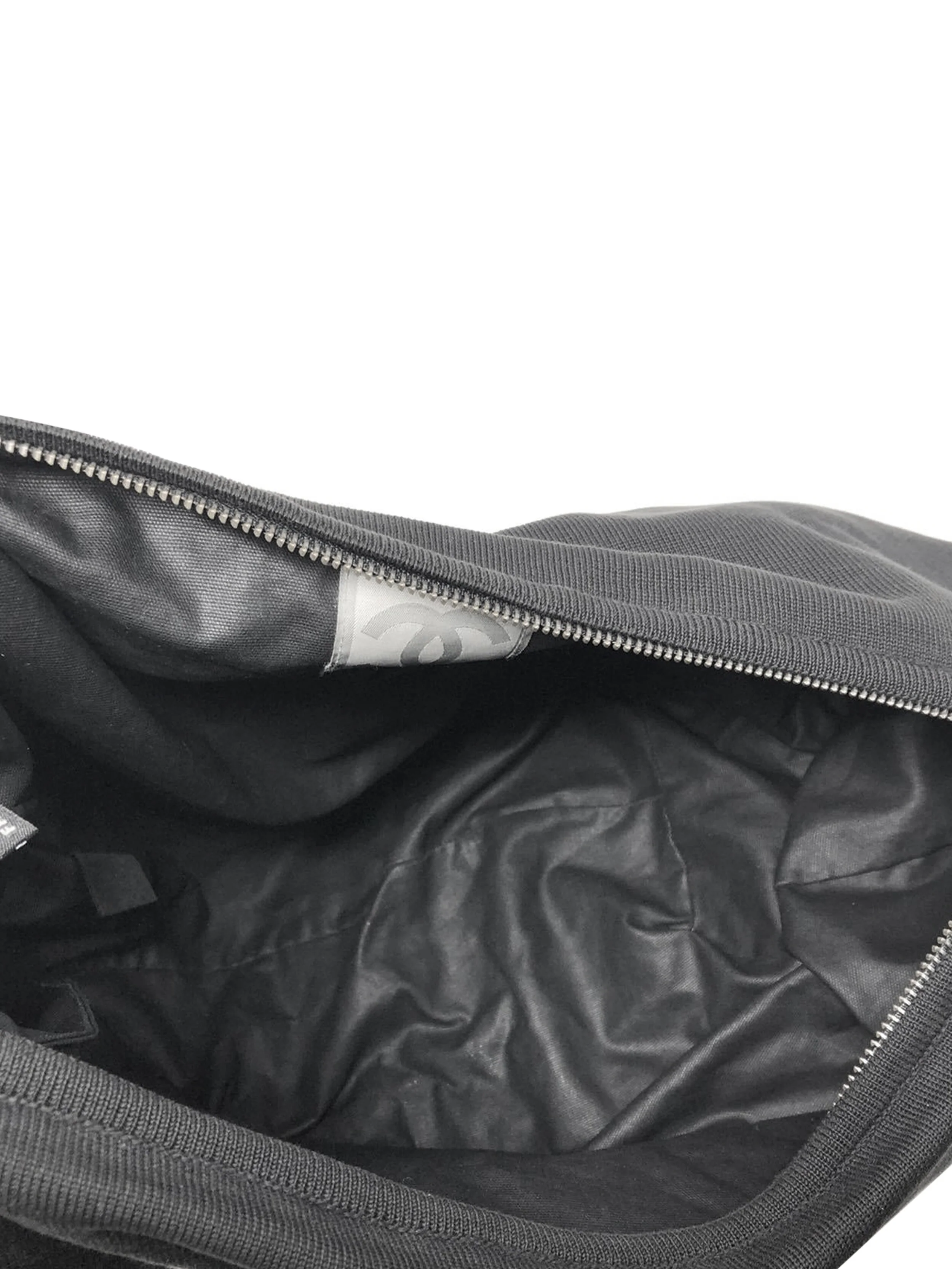 Chanel Sports Rare Knit Shoulder Bag - Image 5