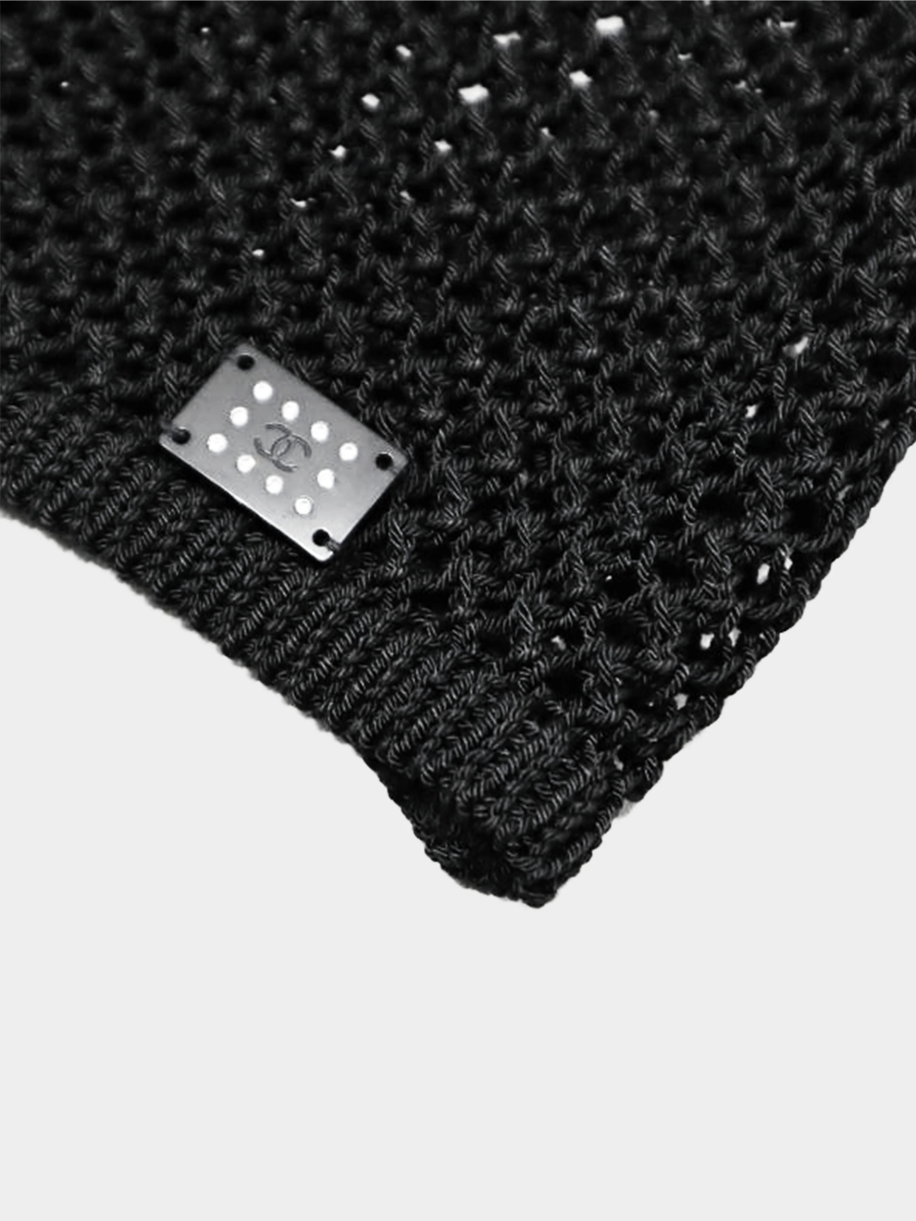 Chanel Spring 2002 Black Beaded Crochet Knit Tank Top - Image 3