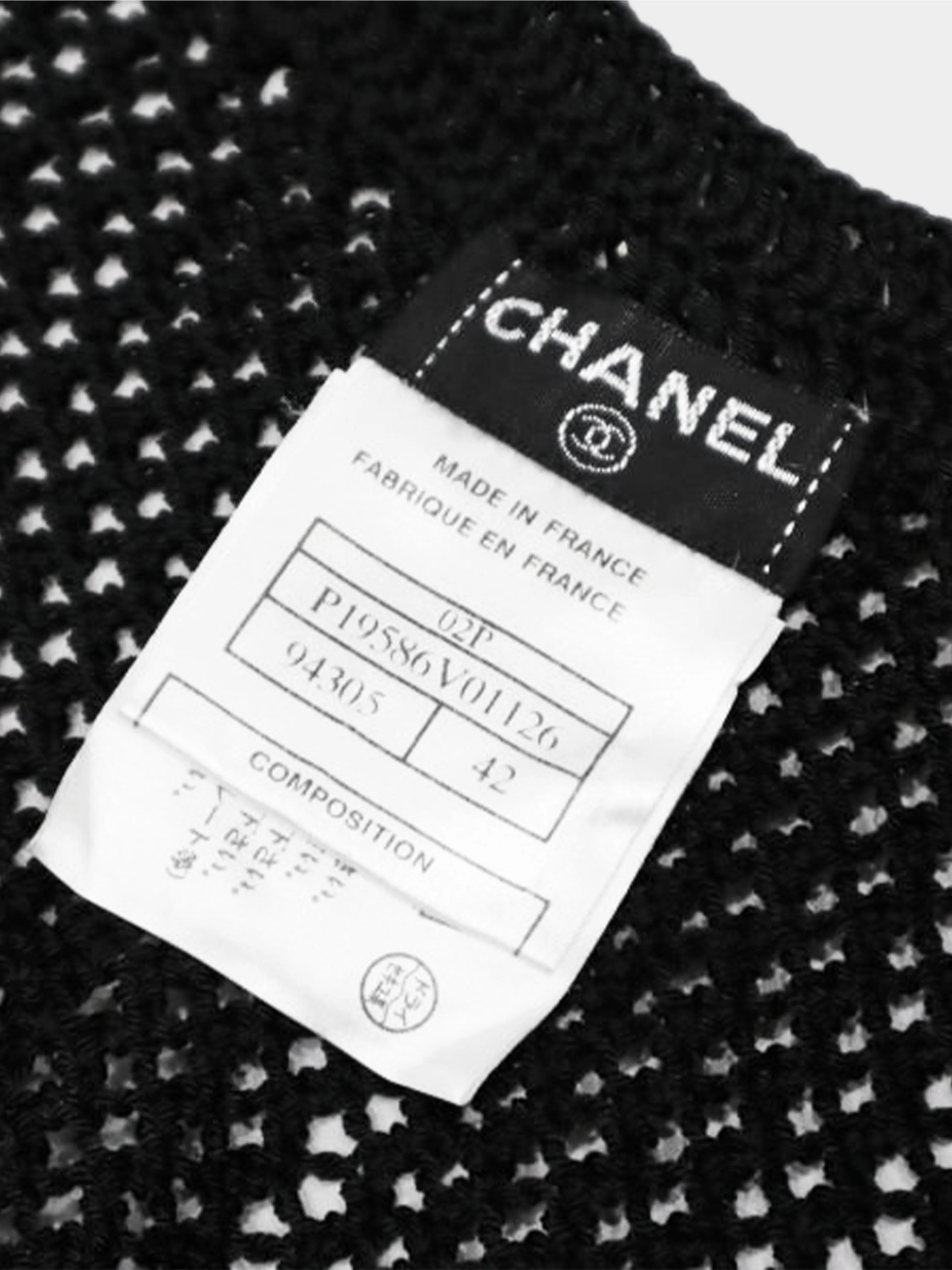 Chanel Spring 2002 Black Beaded Crochet Knit Tank Top - Image 4