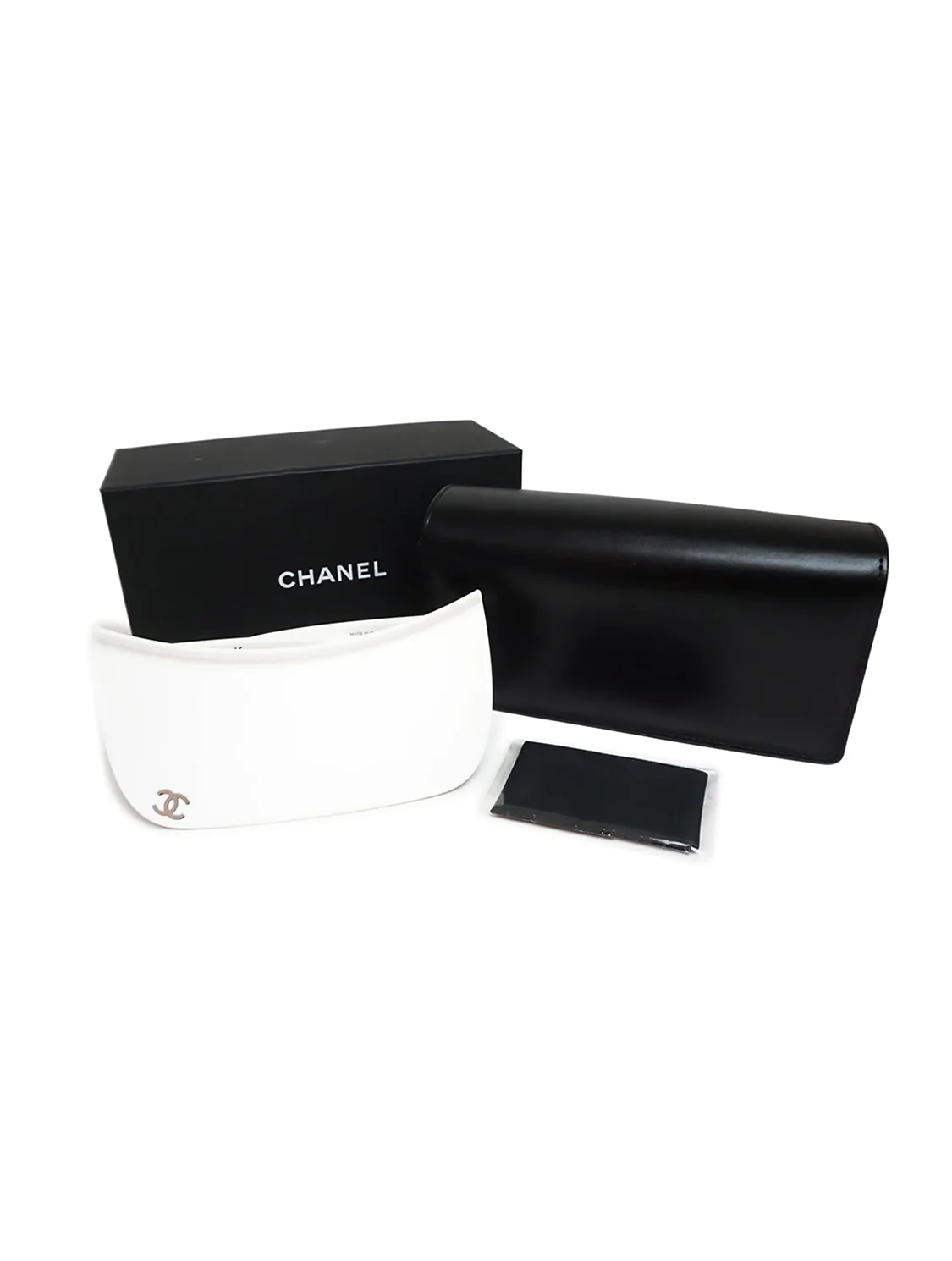 Chanel White Visor Sunglasses - Image 4