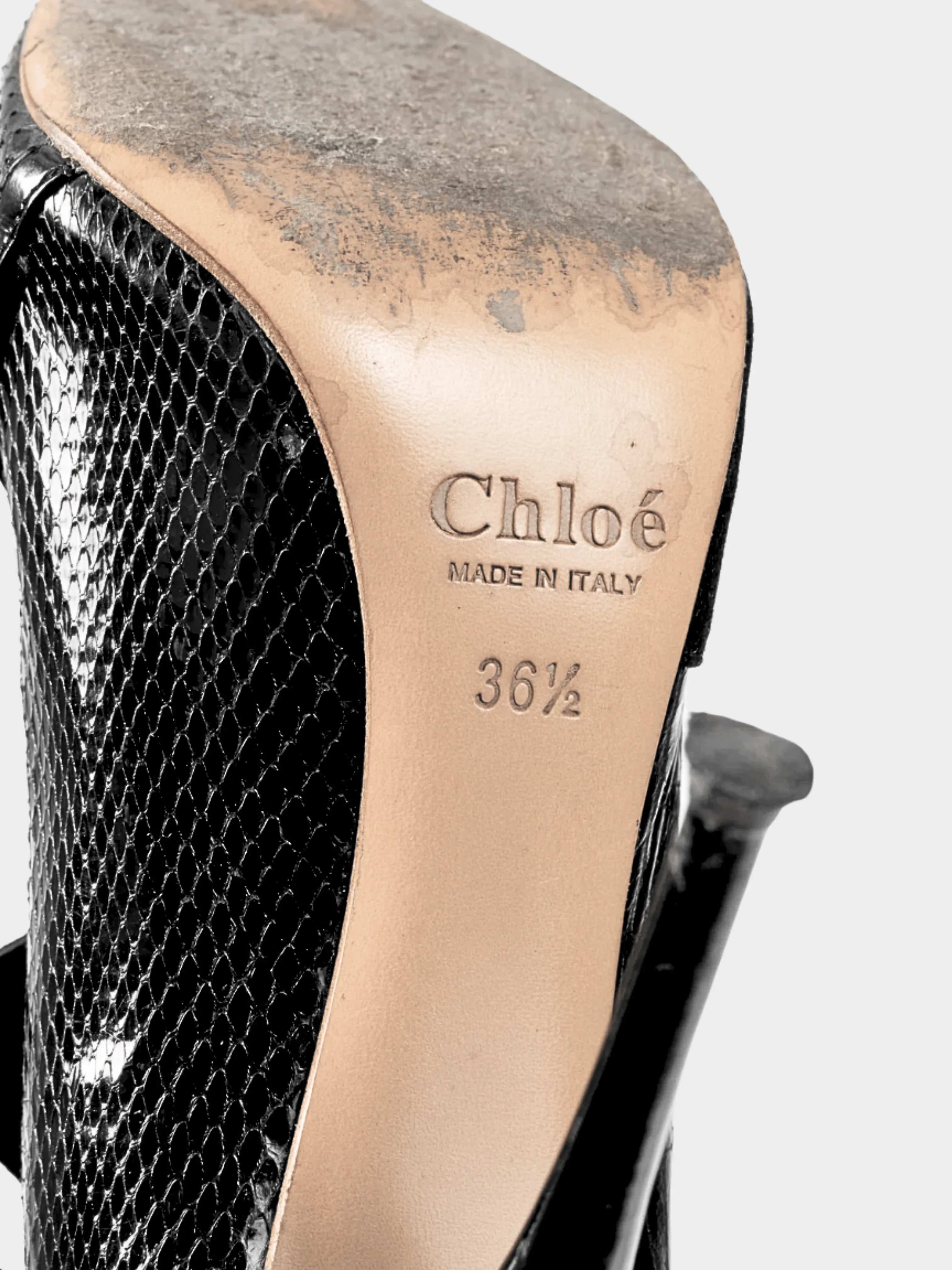 Chloe AW 2008 Runway Black Snake-Embossed, Suede & Leaf-Applique Heels - Image 5