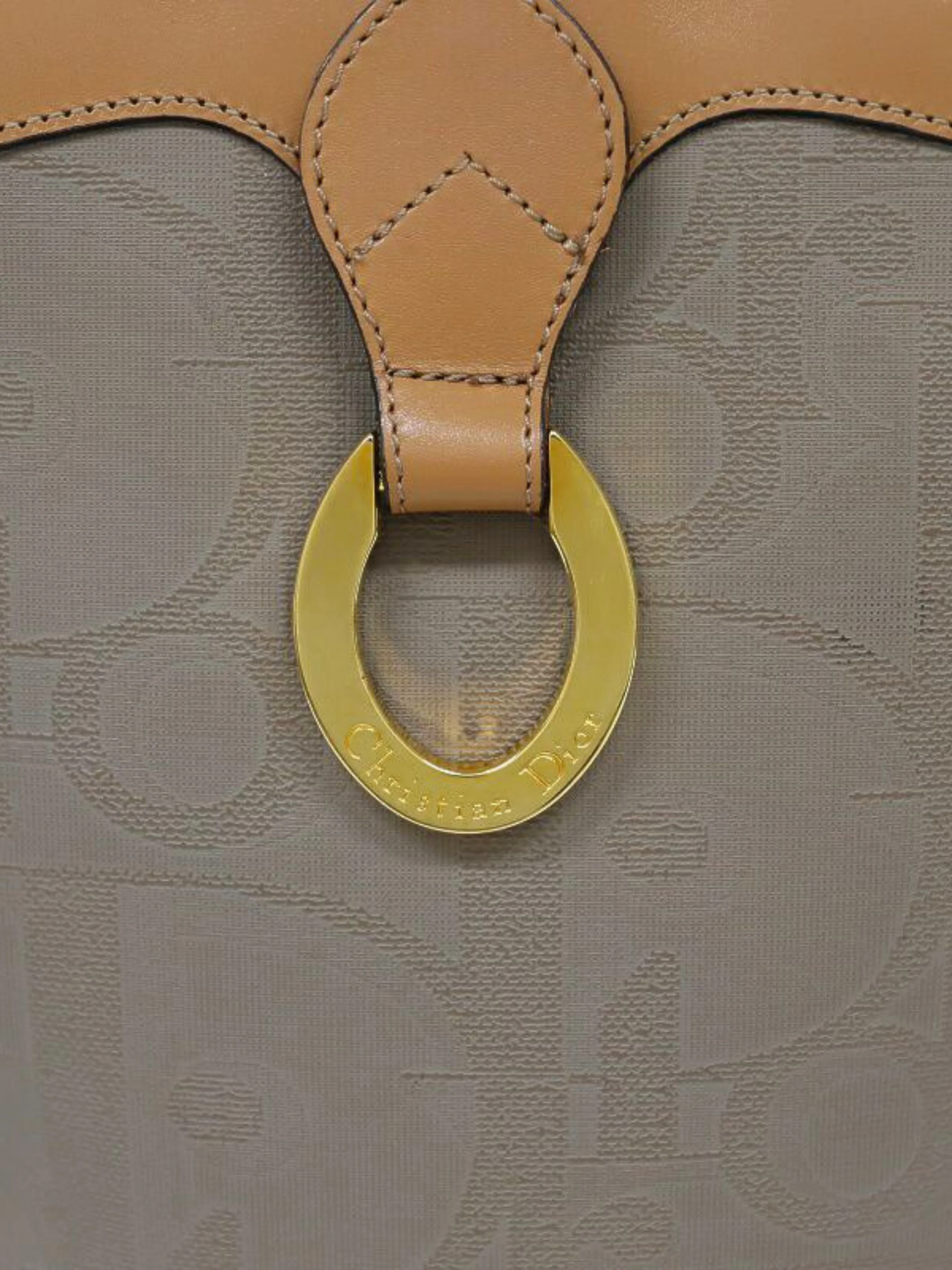 Christian Dior 2000s Beige and Green Trotter Oval Hardware Shoulder Bag - Image 7