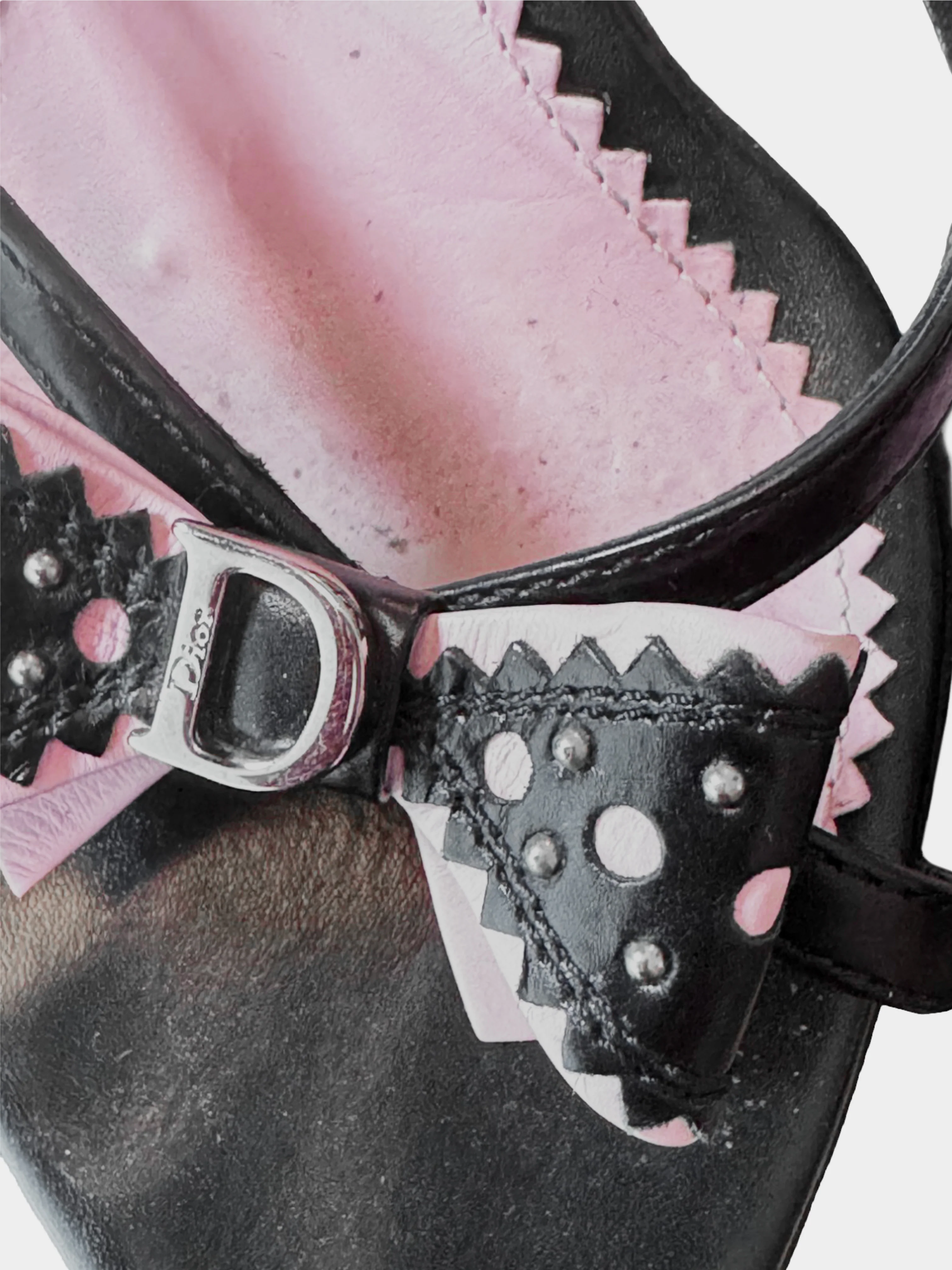 Christian Dior 2000s Black Leather Bow Heels - Image 4