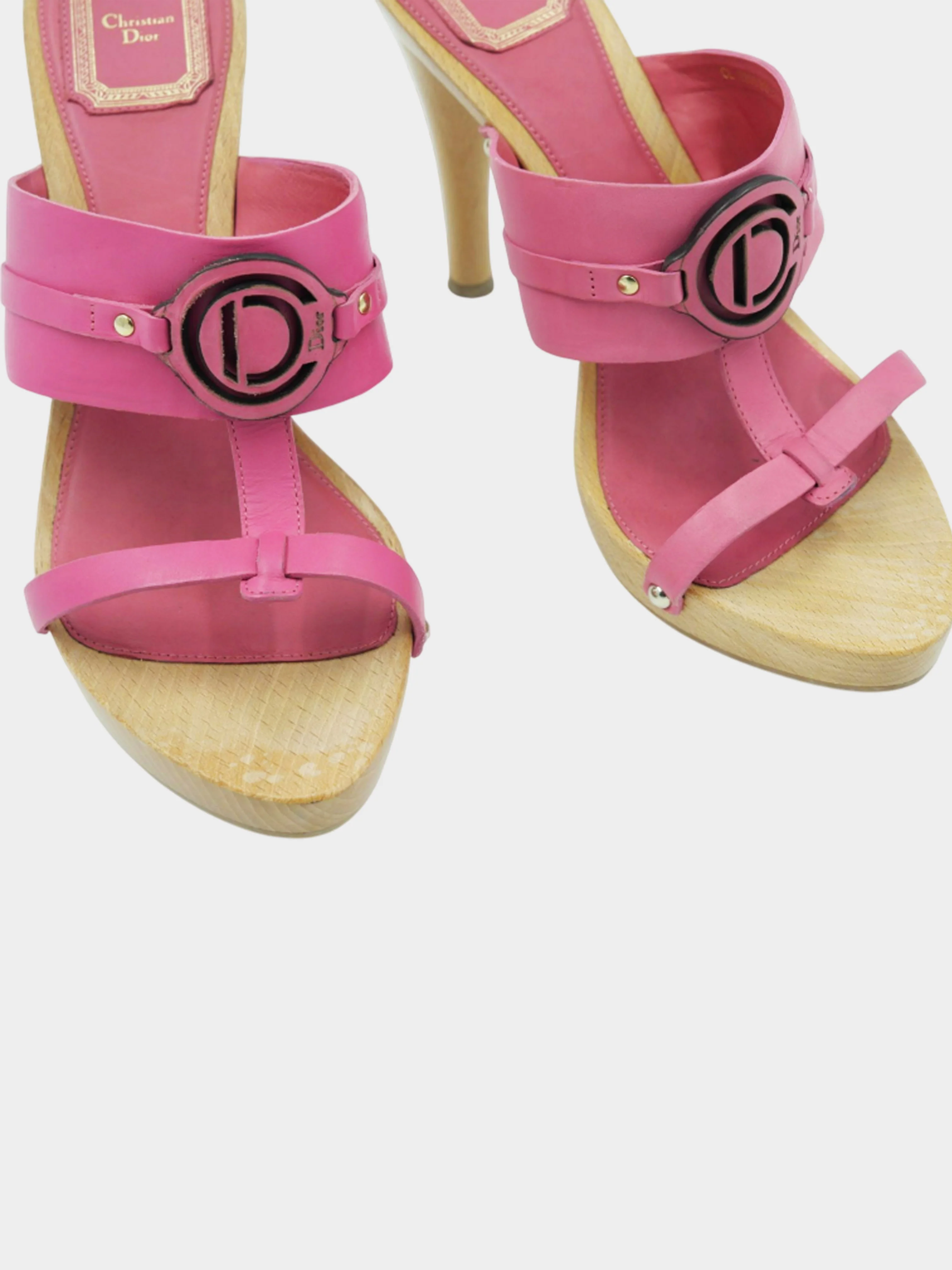 Christian Dior 2000s Pink Leather and Wooden Heeled Sandals - Image 4