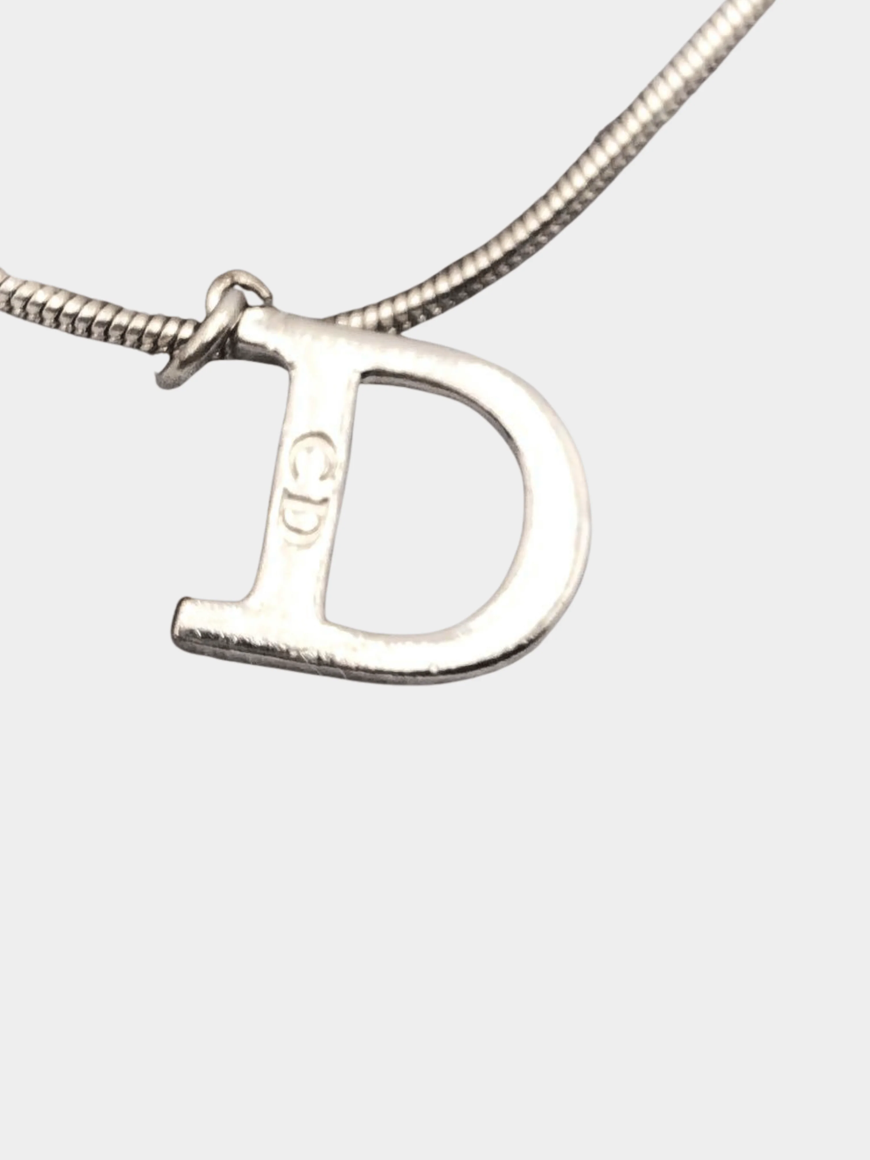 Christian Dior 2000s Silver 'D' Logo Charm Bracelet - Image 3