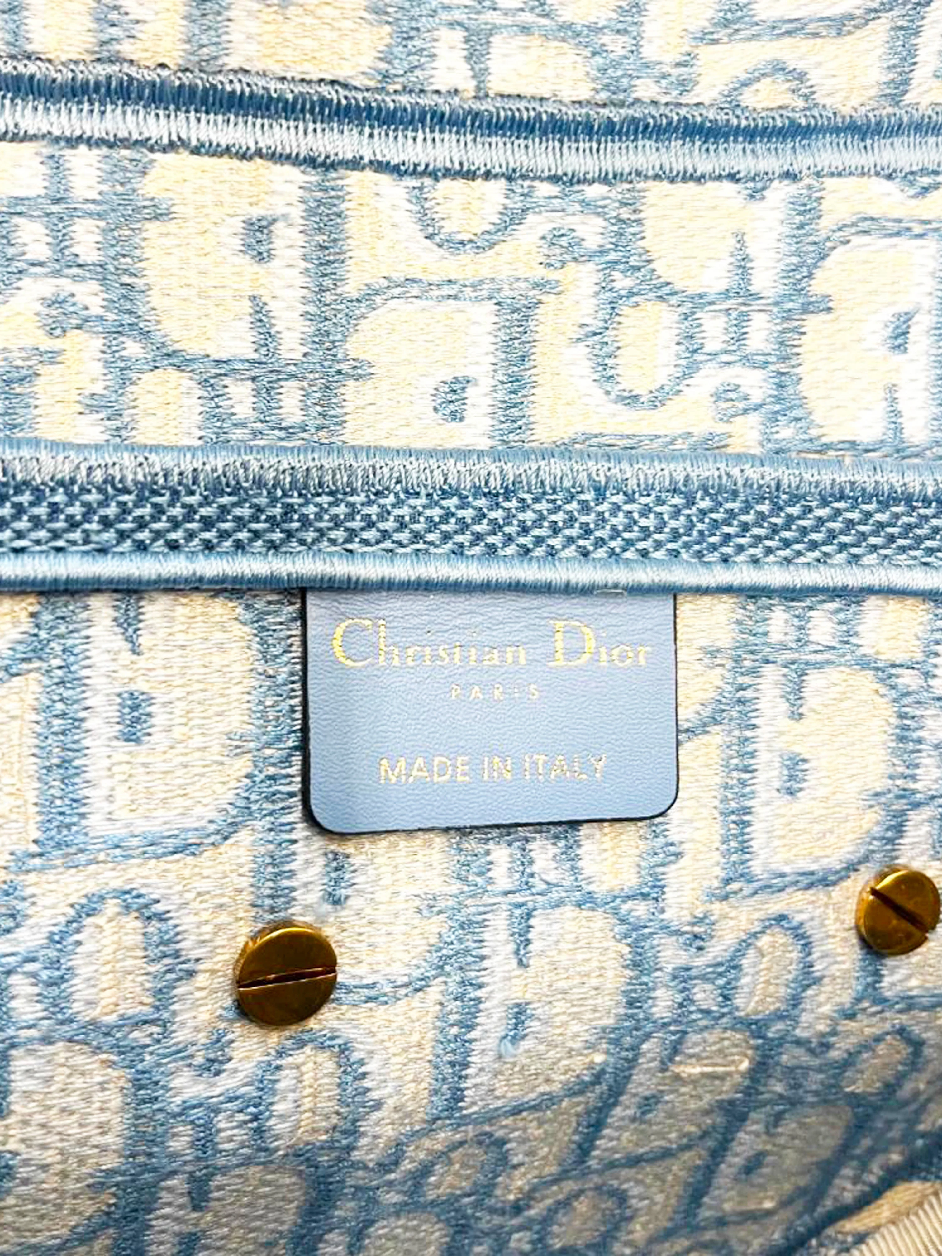 Christian Dior 2021 Cornflower Blue Oblique Embroidery Saddle Bag - Image 6