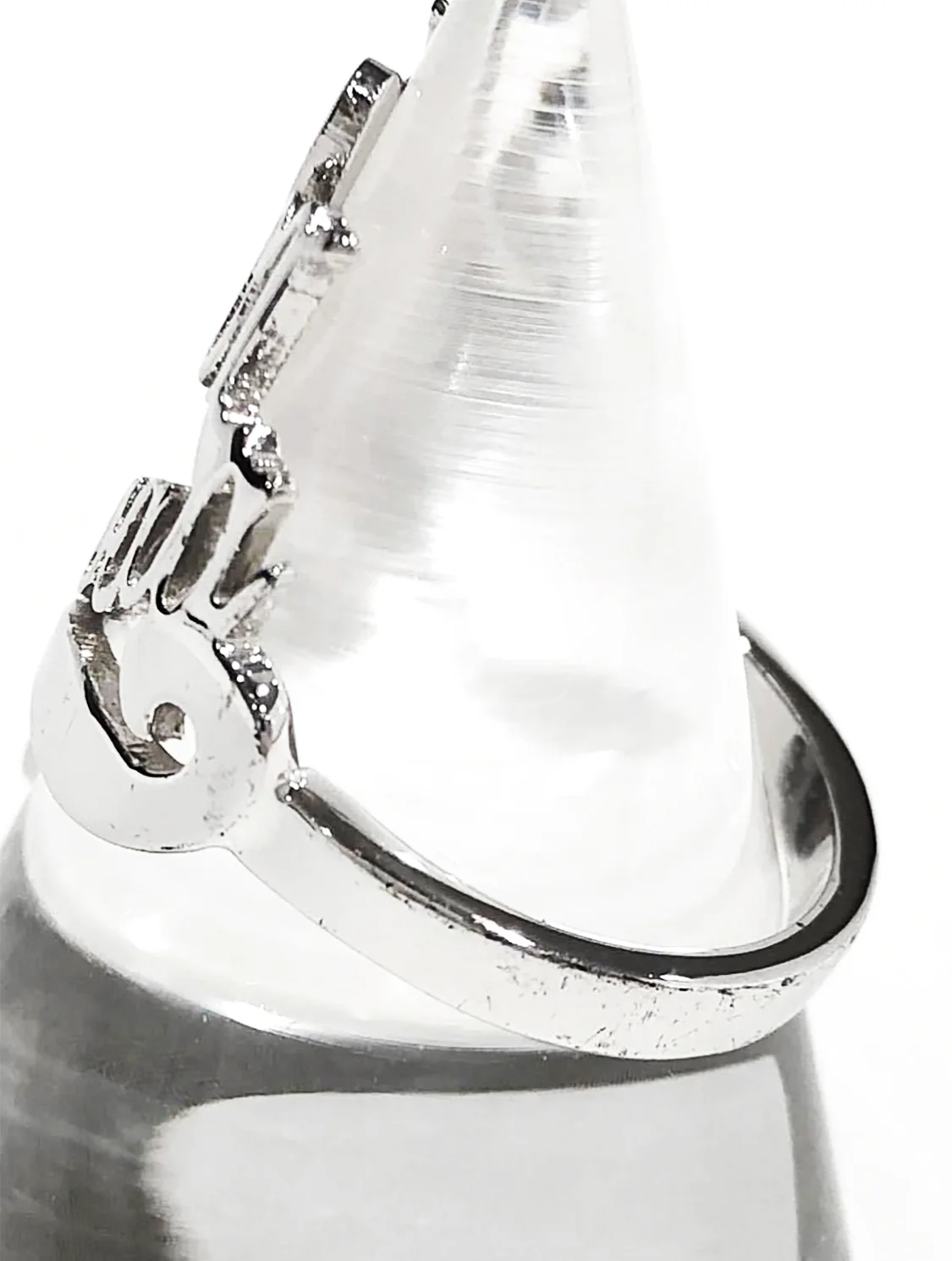 Christian Dior 2000s Silver Script Ring - Image 2