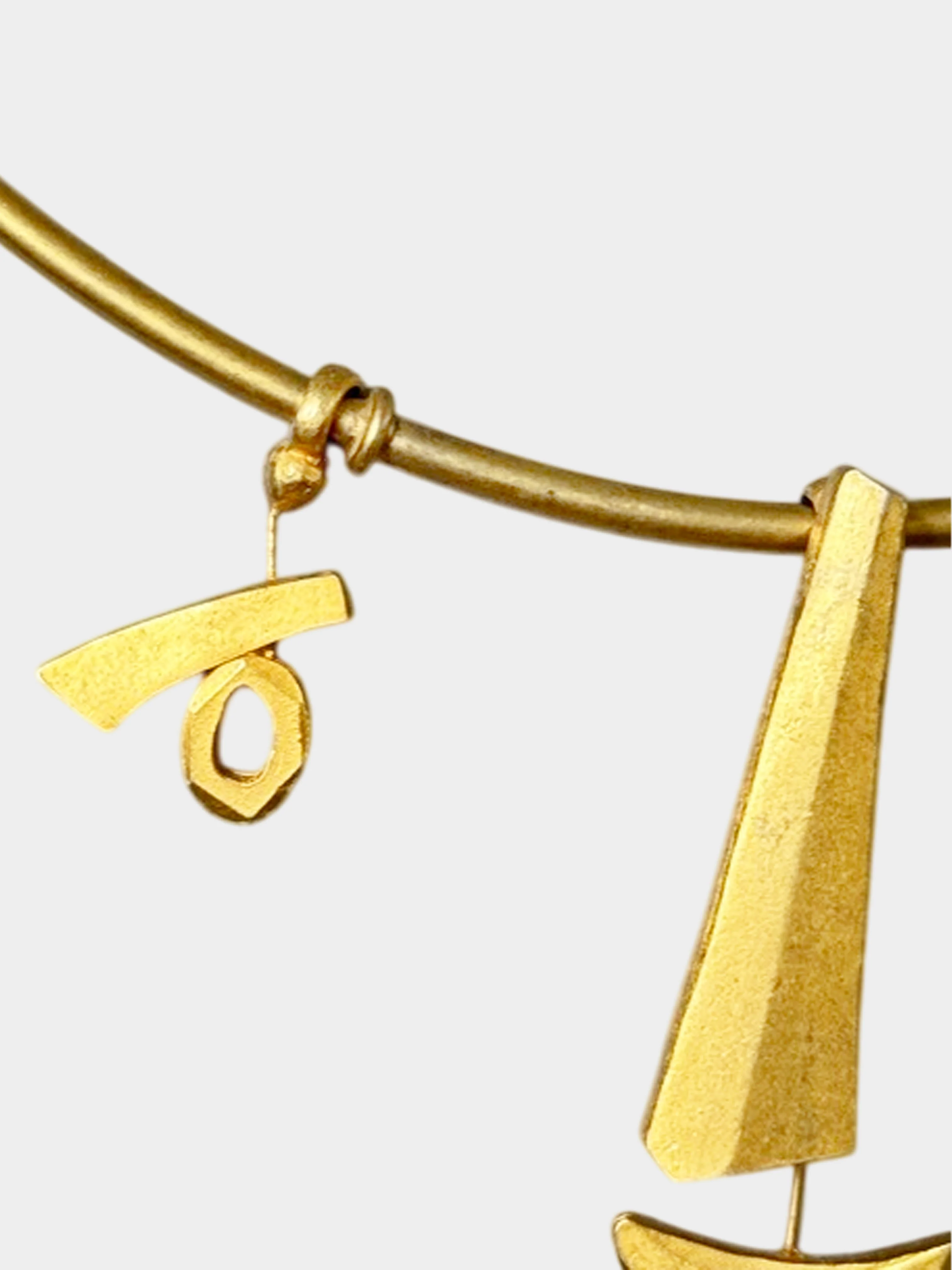 Christian Lacroix 1990s Gold Face Charm Rigid Choker Necklace - Image 2