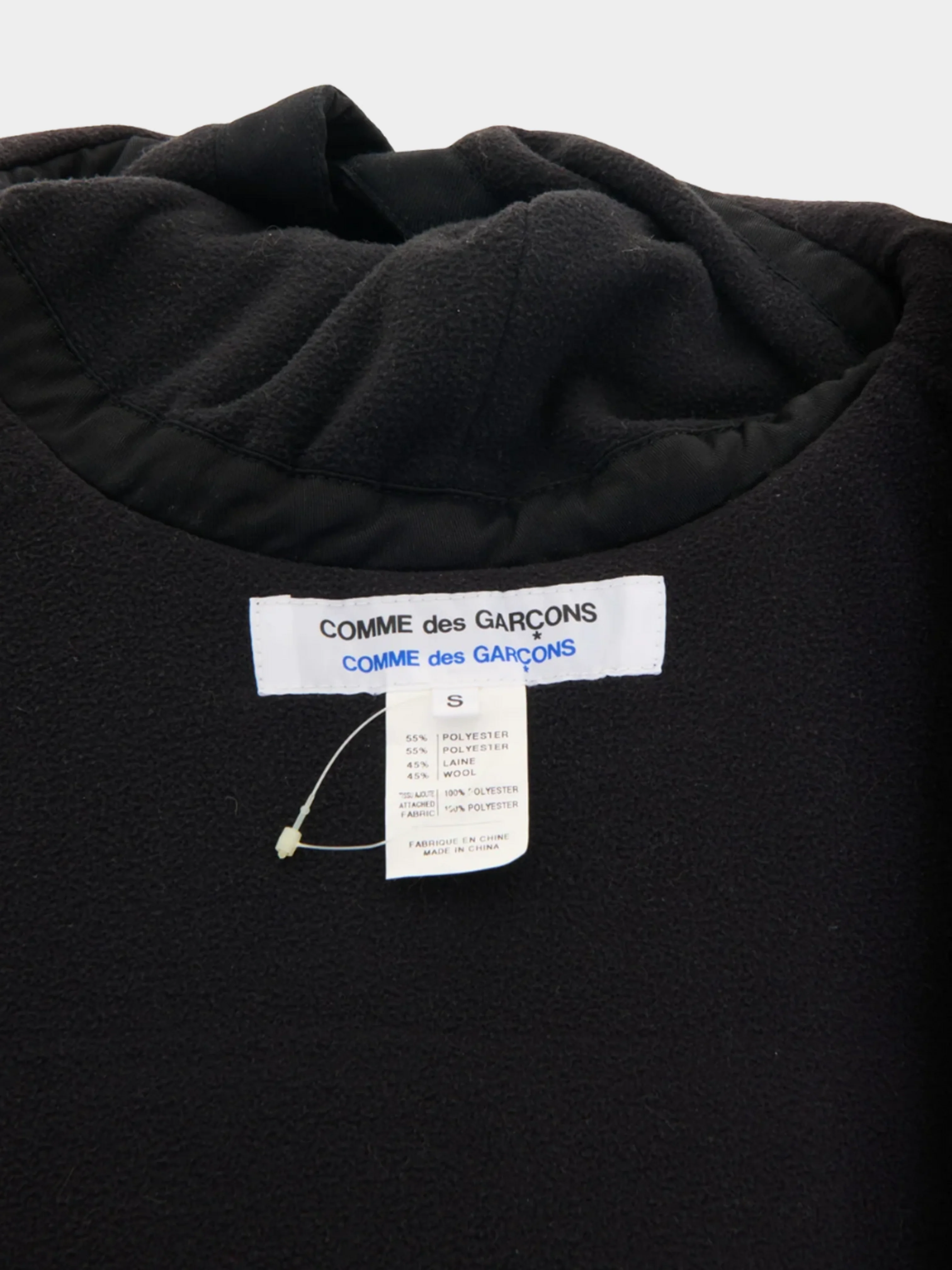 Comme des Garçons 2000s Black Hooded Oversized Cape - Image 4