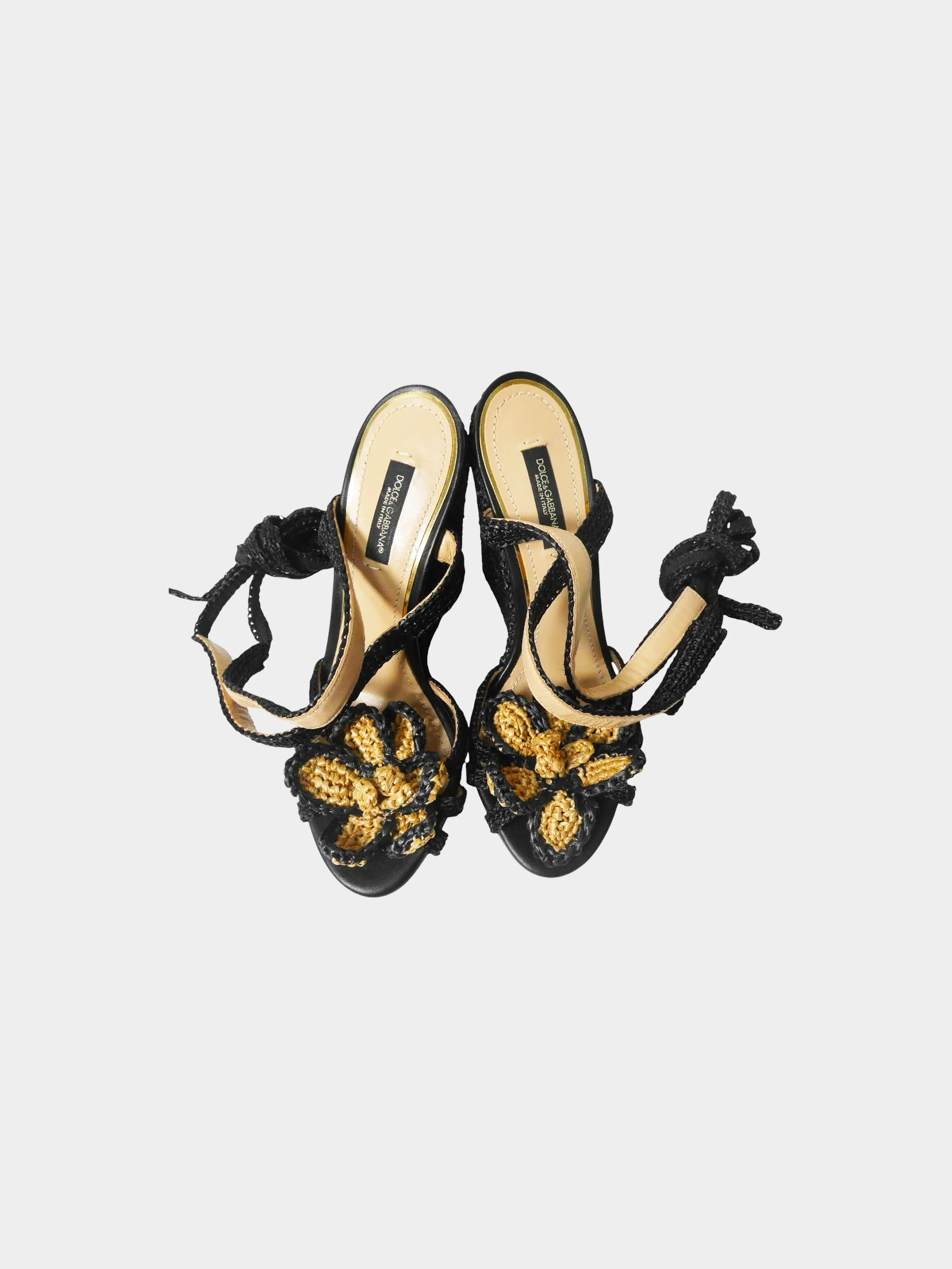 Dolce and Gabbana 2010s Black and Beige Raffia Flower Wedge Sandals - Image 2