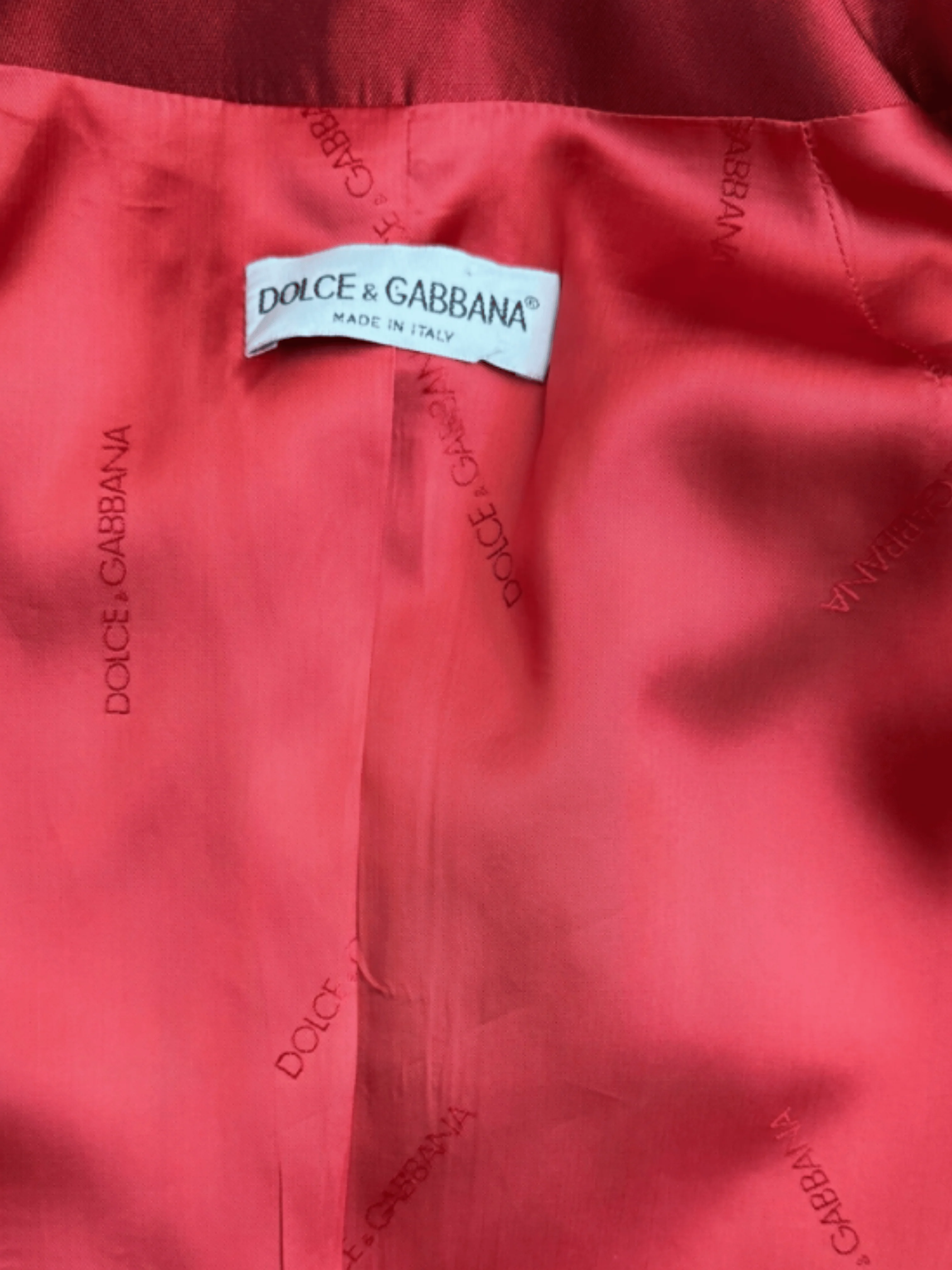 Dolce and Gabbana SS 1996 Runway Red Silk Blazer - Image 4